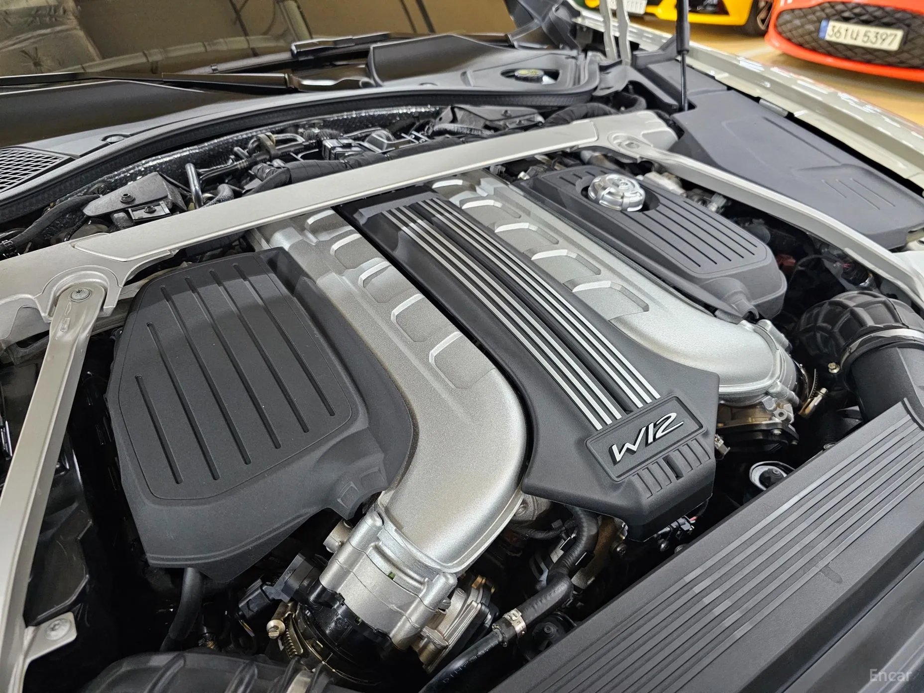 Bentley Flying Spur 3rd Generation превью 6