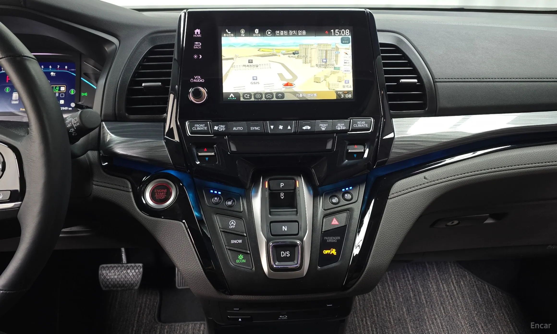 Honda Odyssey превью 14