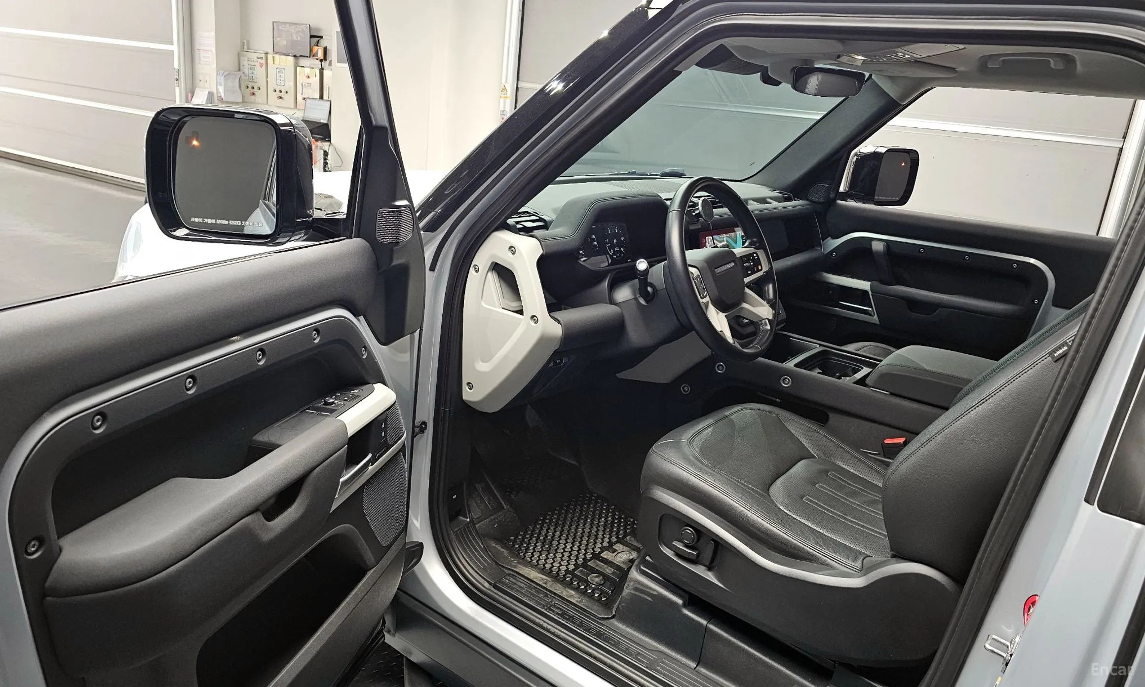 Land Rover Defender (L663) превью 10