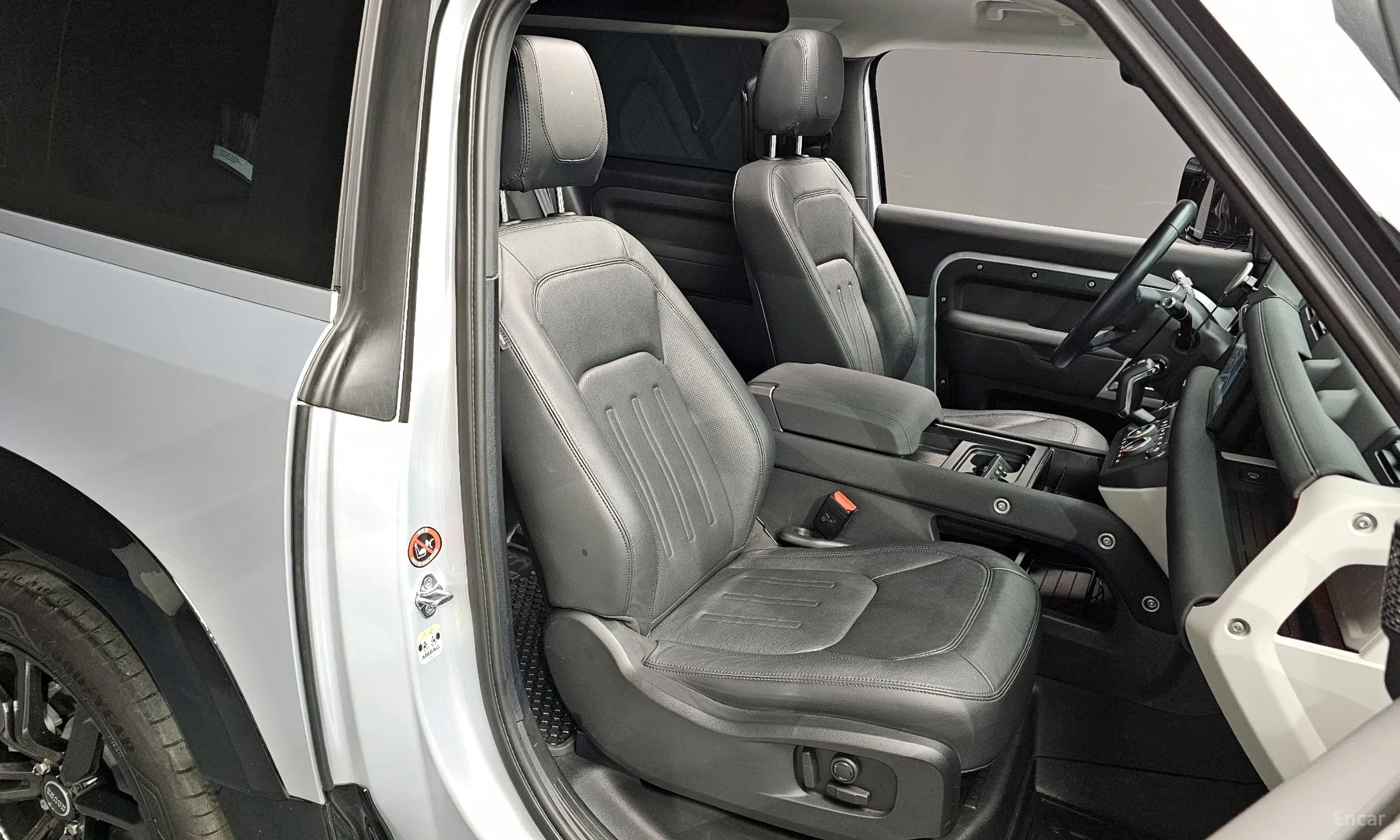 Land Rover Defender (L663) превью 12