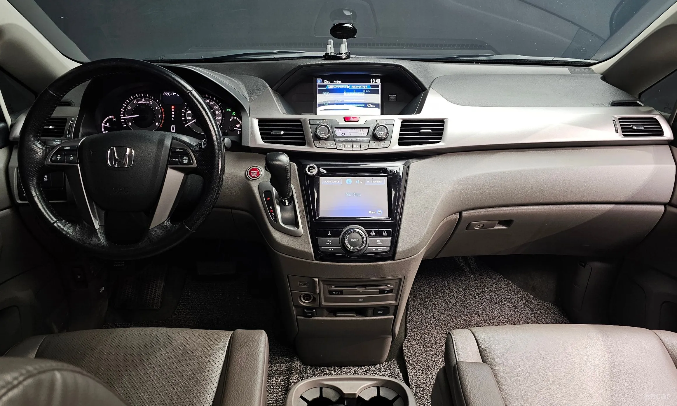 Honda Odyssey превью 7