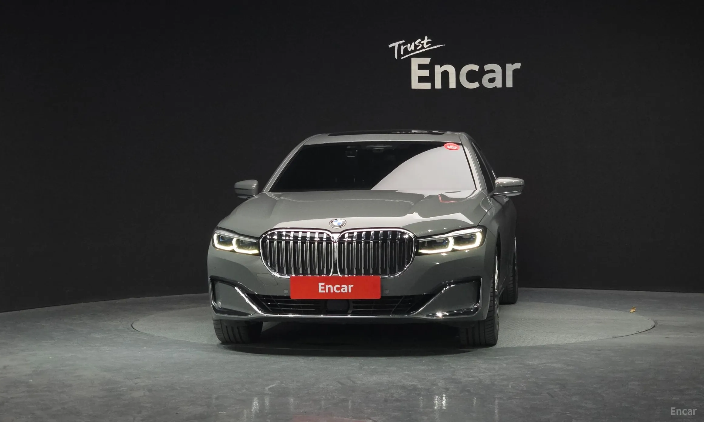 BMW 7 Series (G11) превью 3