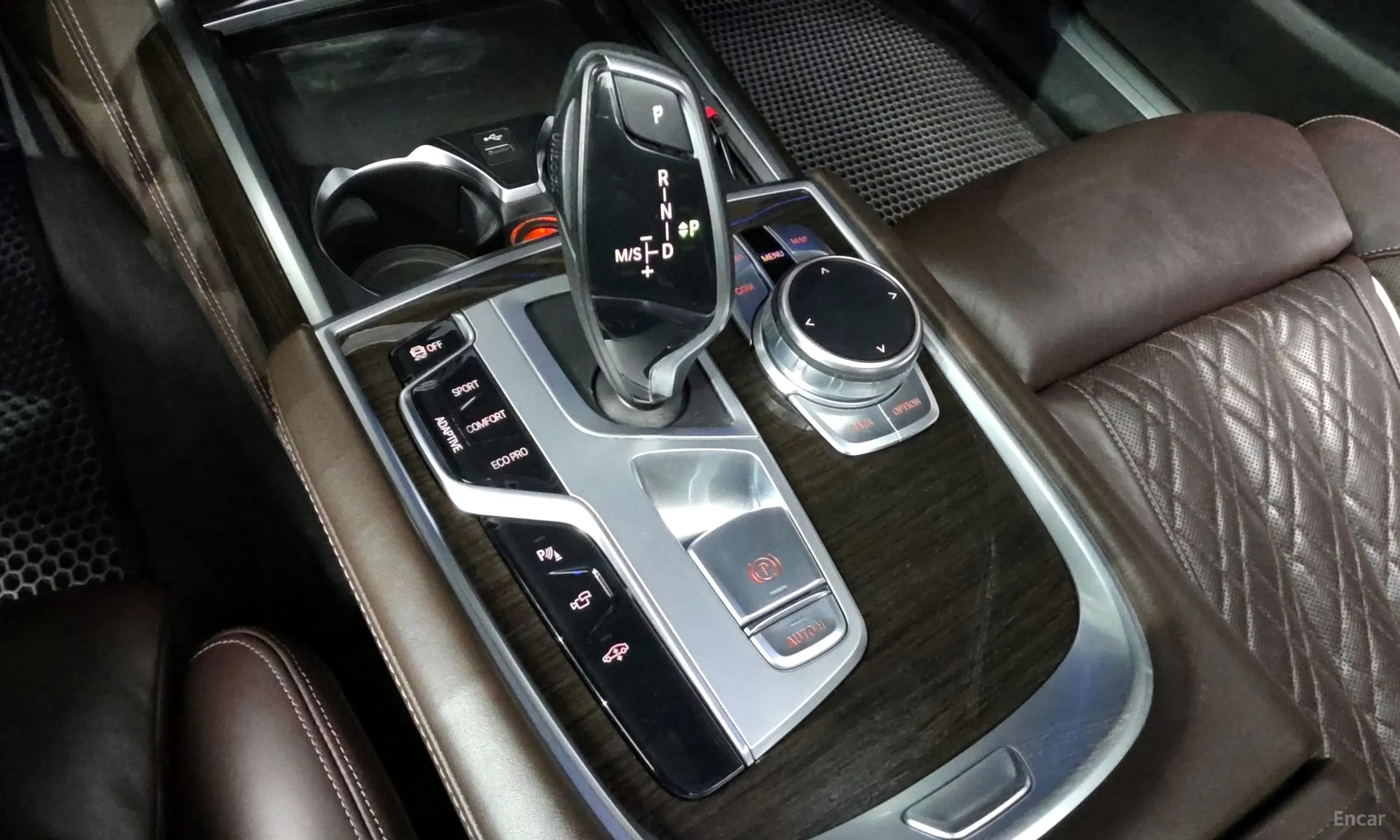 BMW 7 Series (G11) превью 9