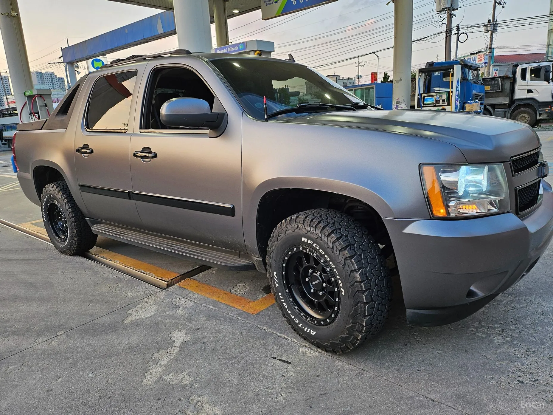 Chevrolet Avalanche превью 13