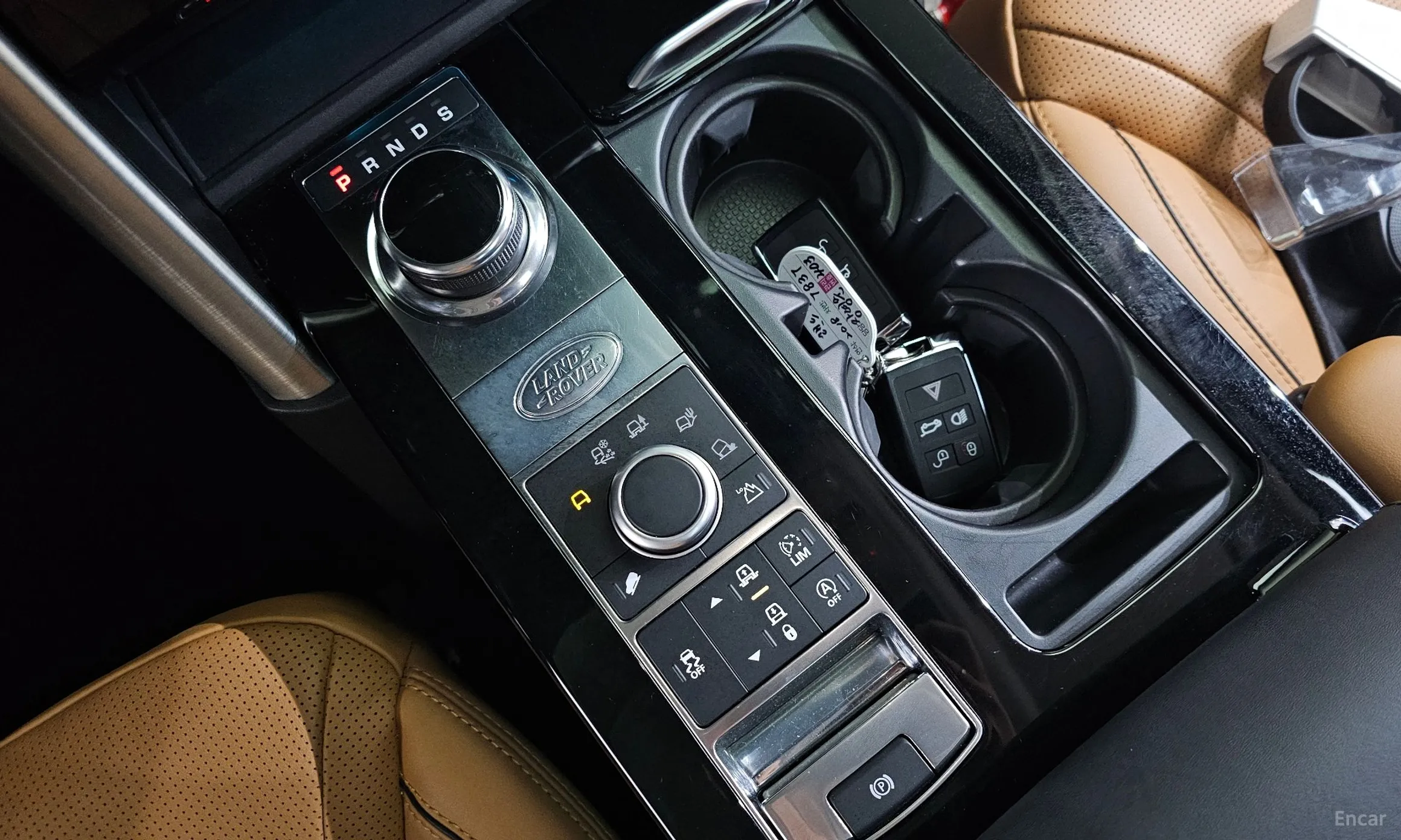 Land Rover Discovery 5 превью 9