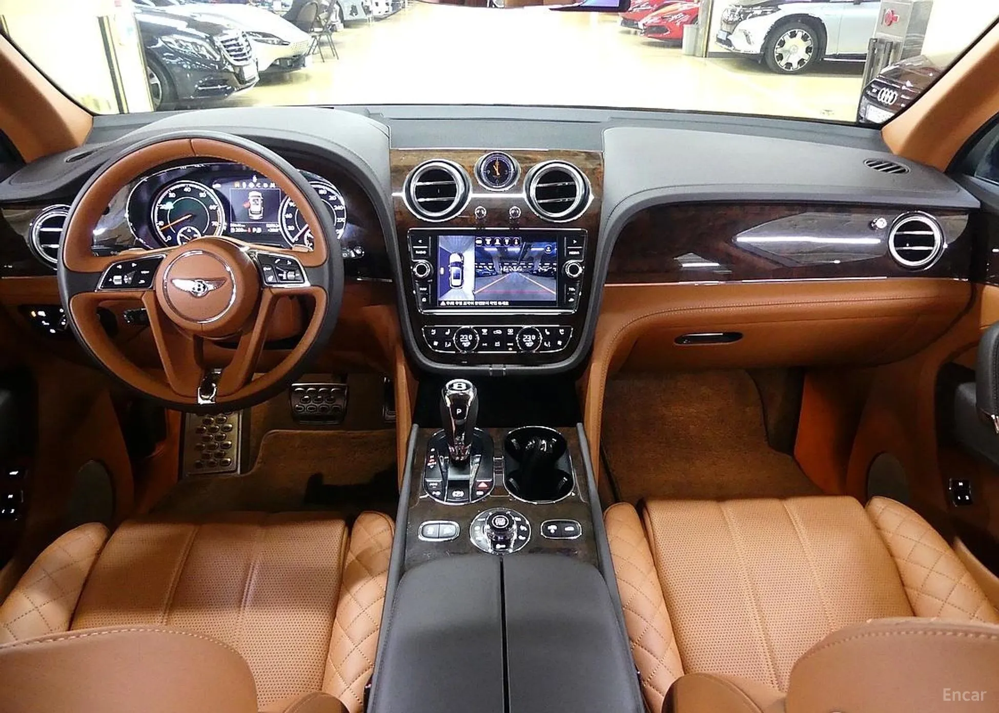 Bentley Bentayga превью 4