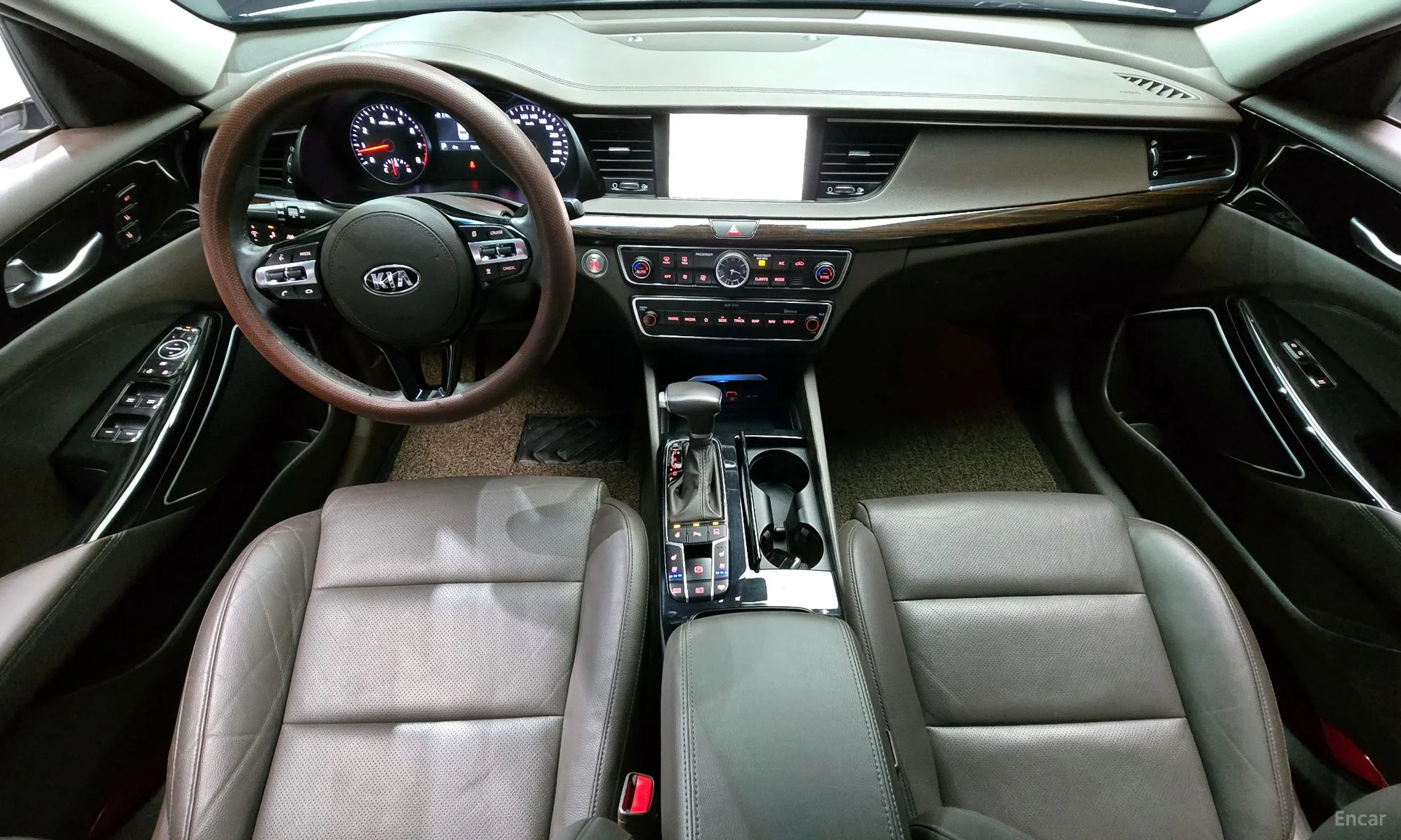 Kia K7 превью 7