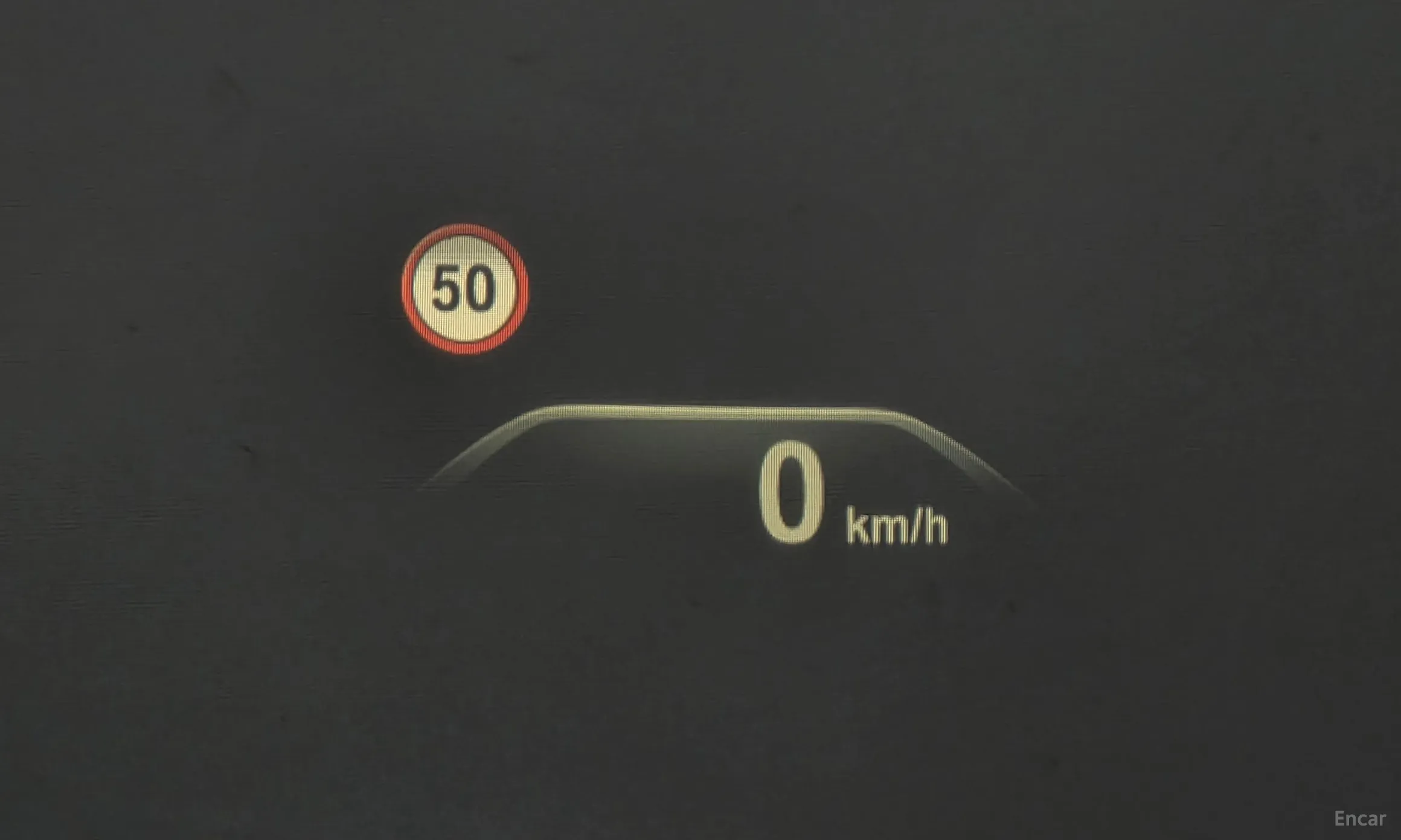 BMW 5 Series (G30) превью 19