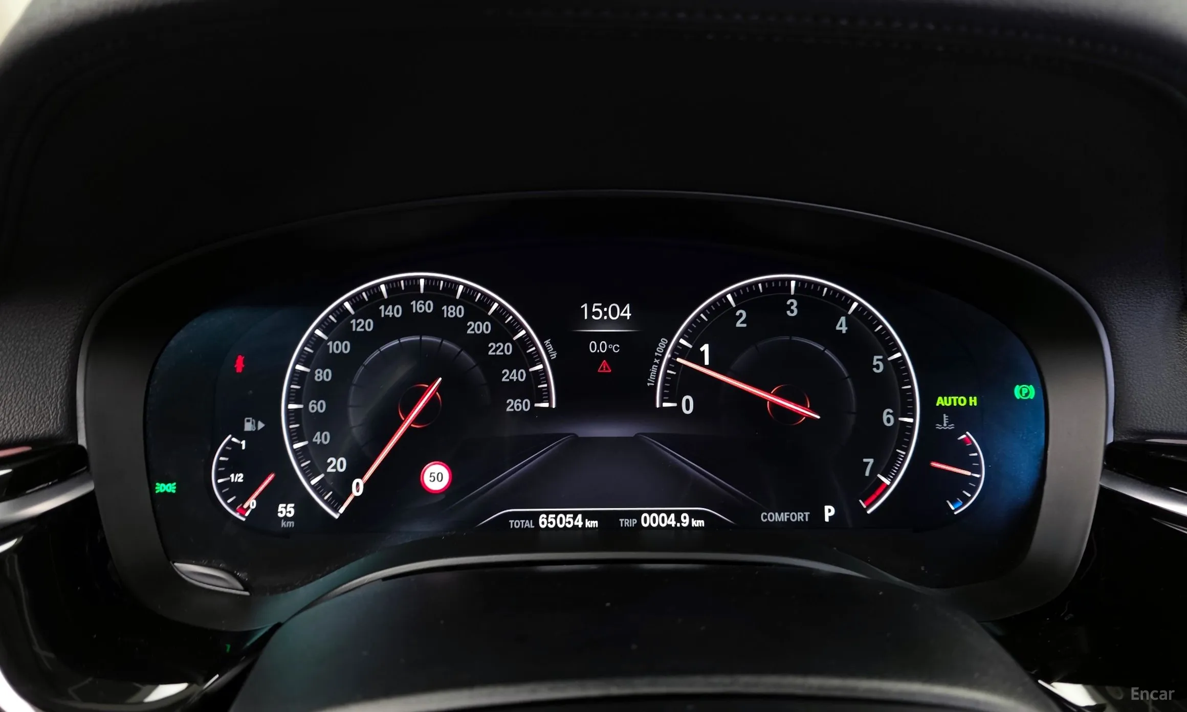 BMW 5 Series (G30) превью 8