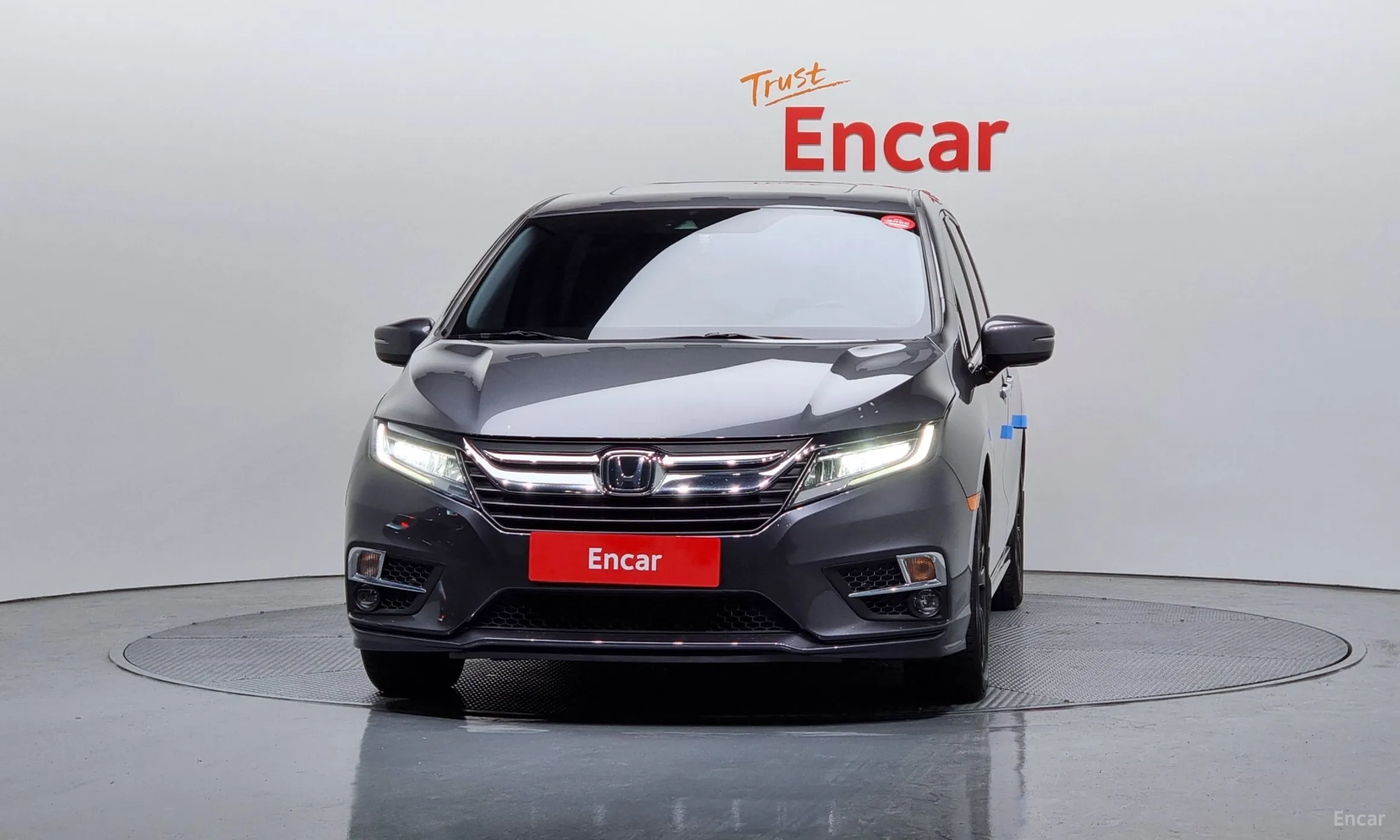 Honda Odyssey превью 3