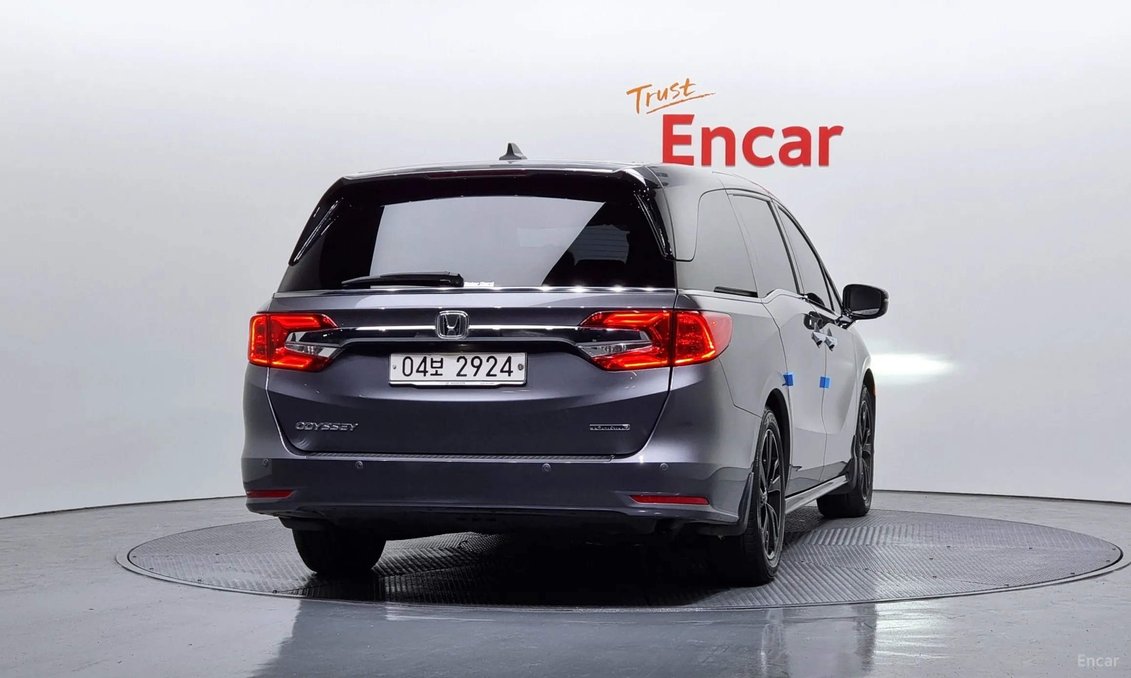 Honda Odyssey превью 4