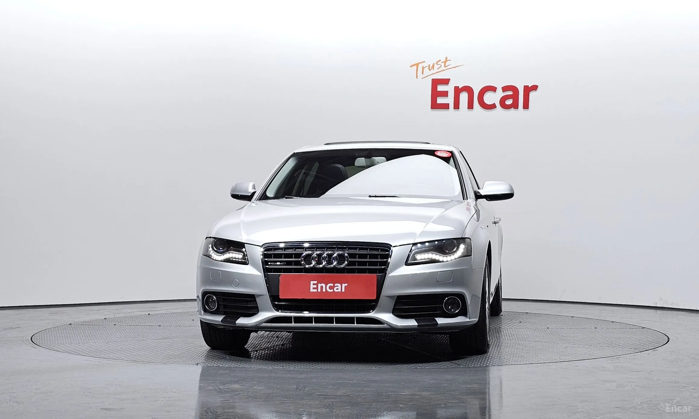 Audi New A4 превью 3