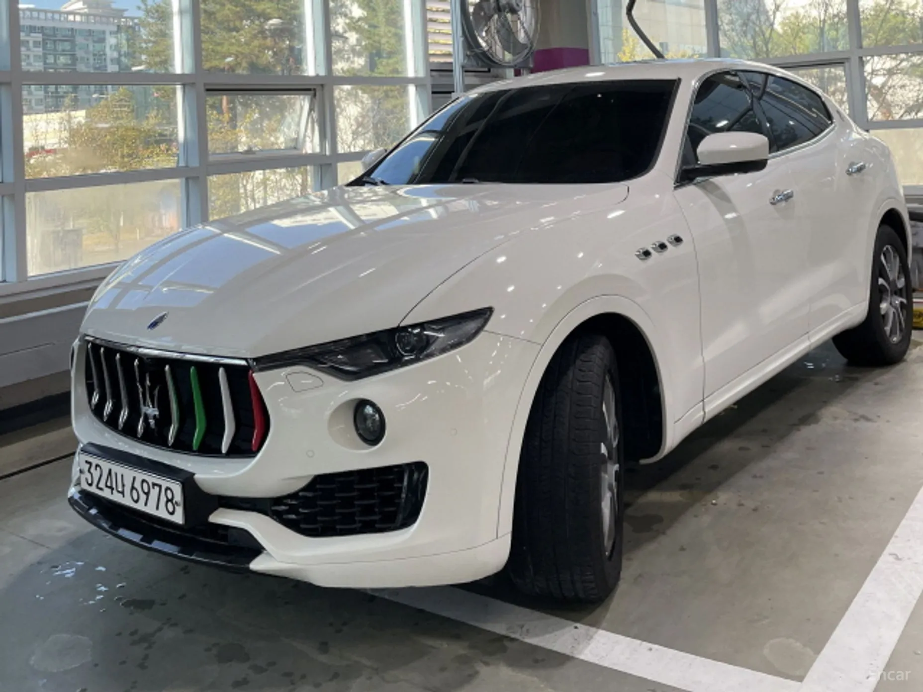 Maserati Levante превью 3
