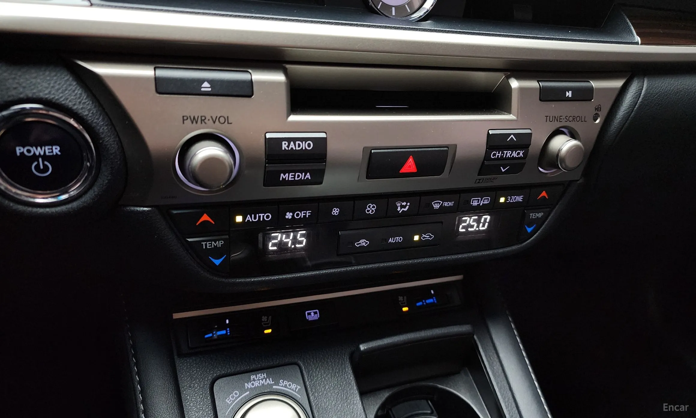 Lexus New ES300h превью 16
