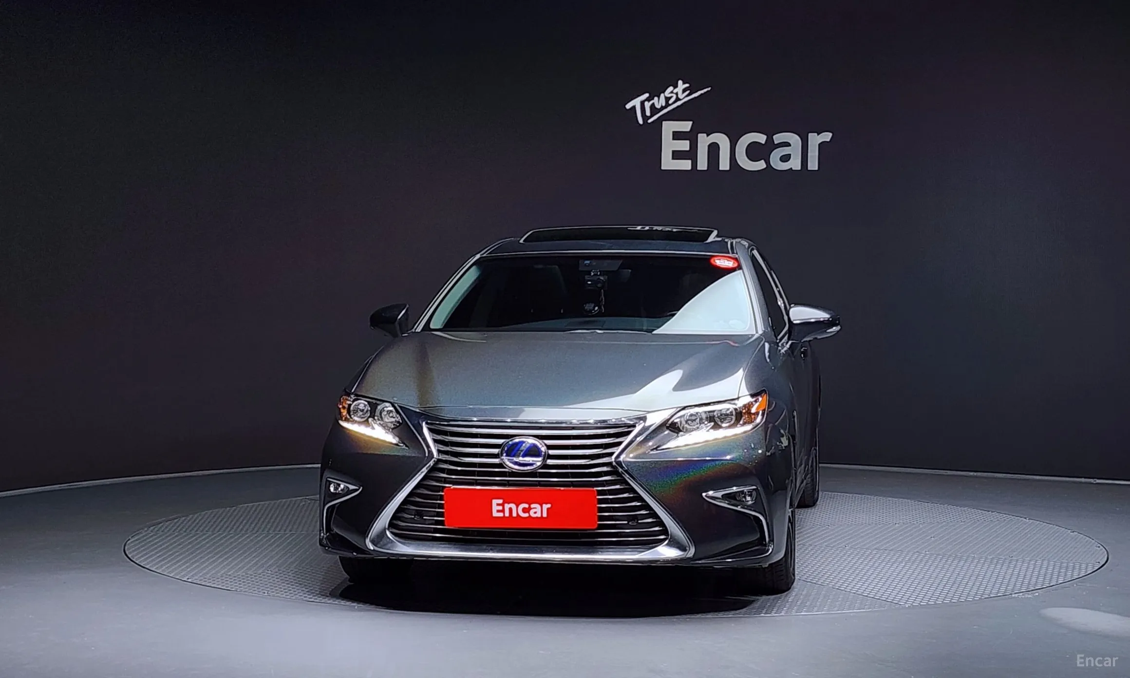 Lexus New ES300h превью 3