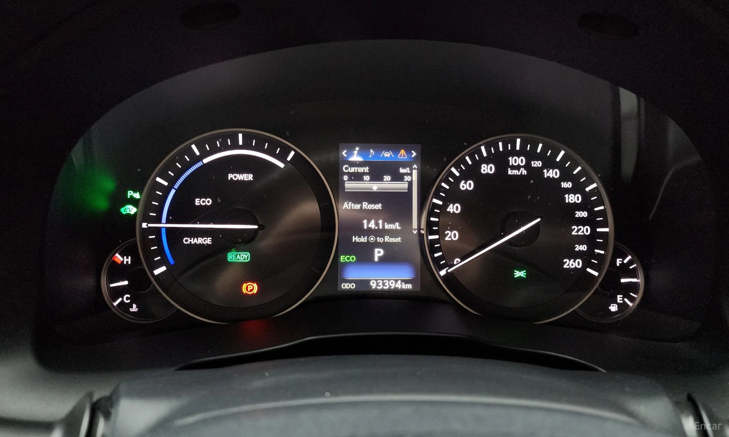 Lexus New ES300h превью 8