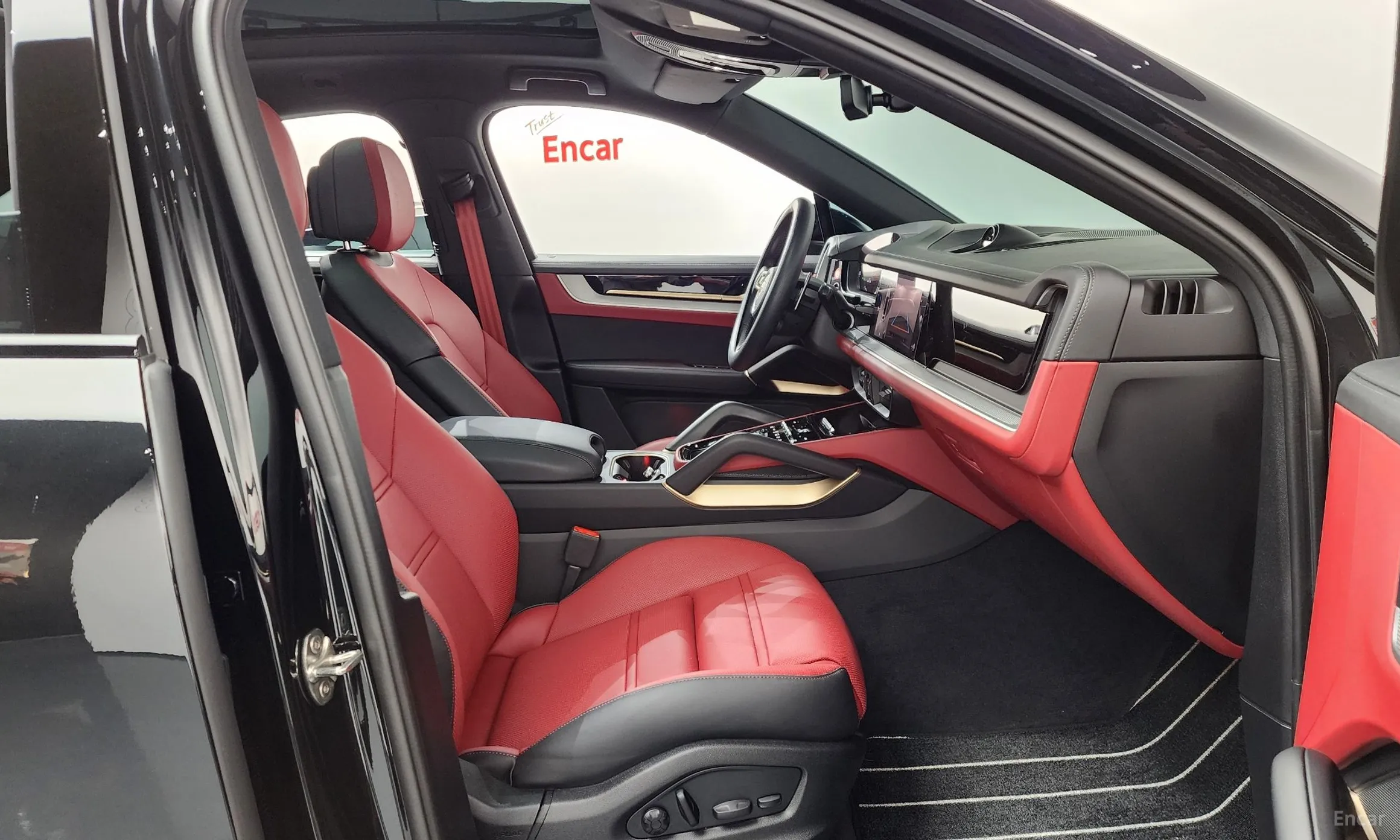 Porsche Cayenne (PO536) превью 11