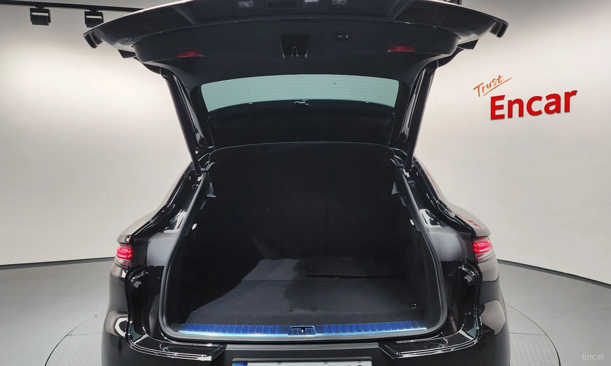 Porsche Cayenne (PO536) превью 20