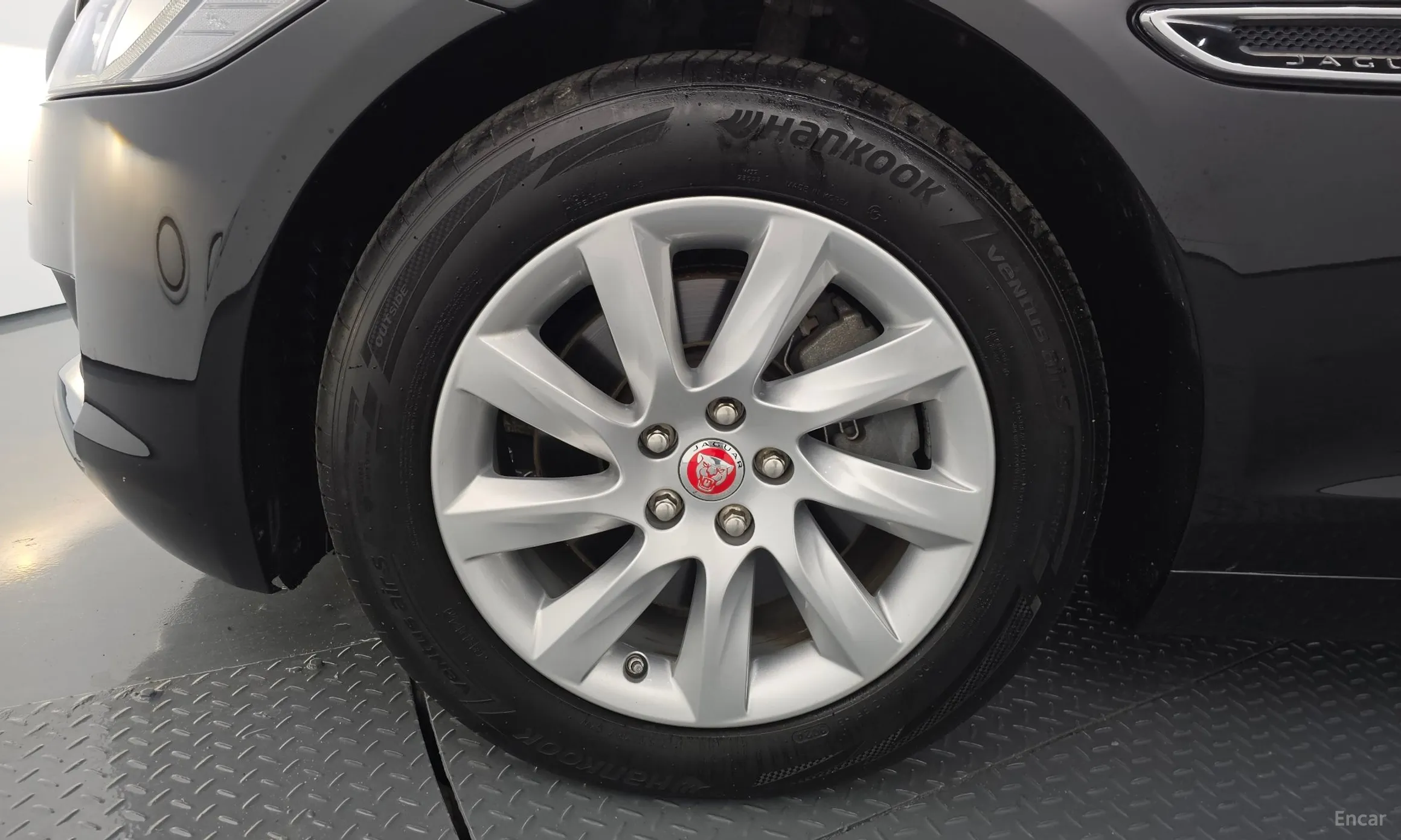 Jaguar XF (x260) превью 5