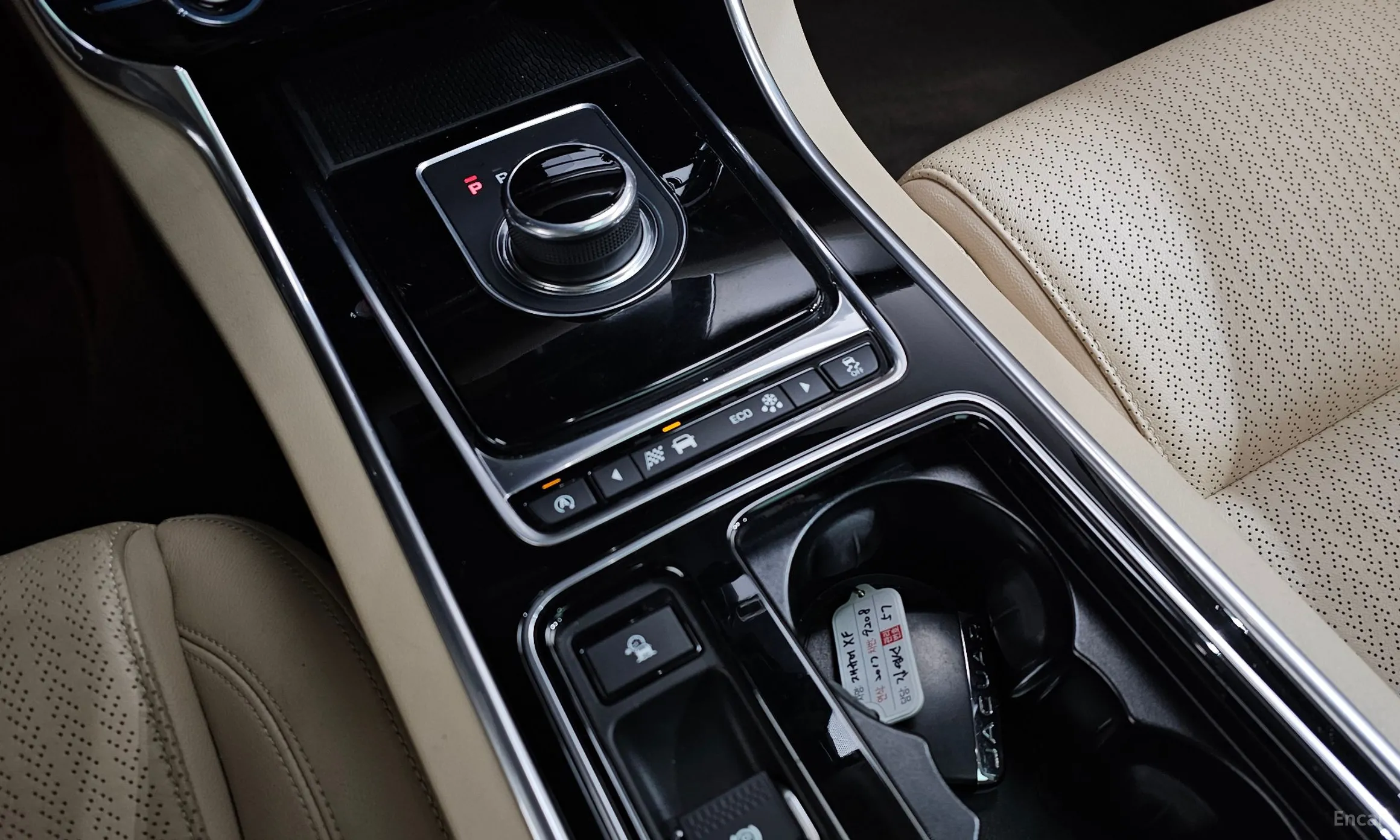 Jaguar XF (x260) превью 9