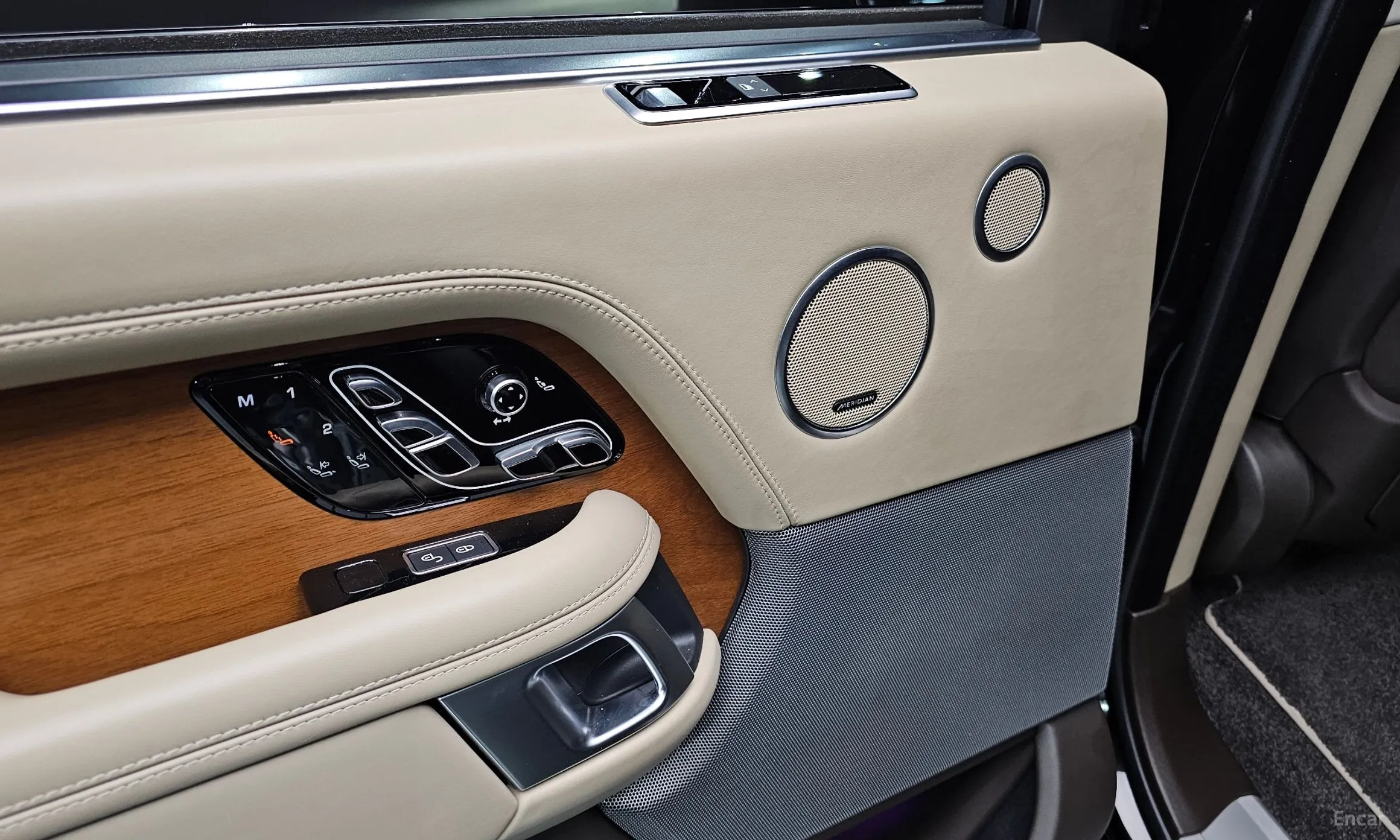 Land Rover Range Rover 4th Generation превью 17