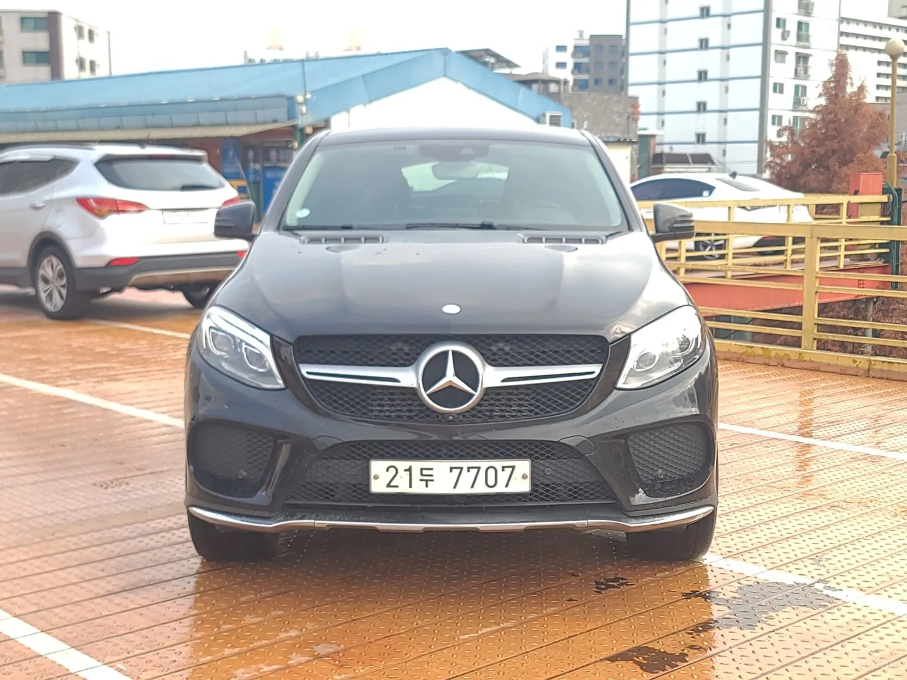 Mercedes Benz GLE-Class W166