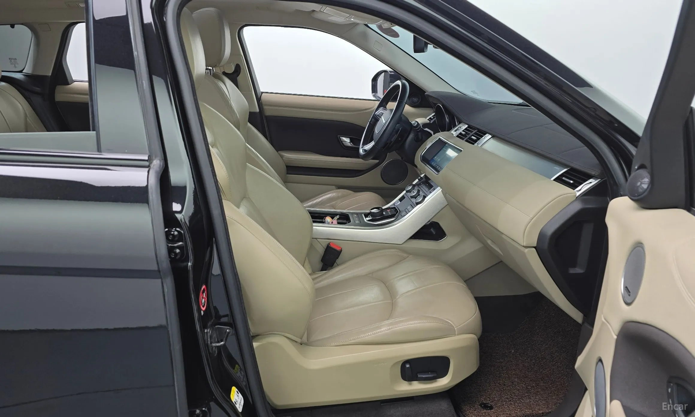 Land Rover Range Rover Evoque превью 11