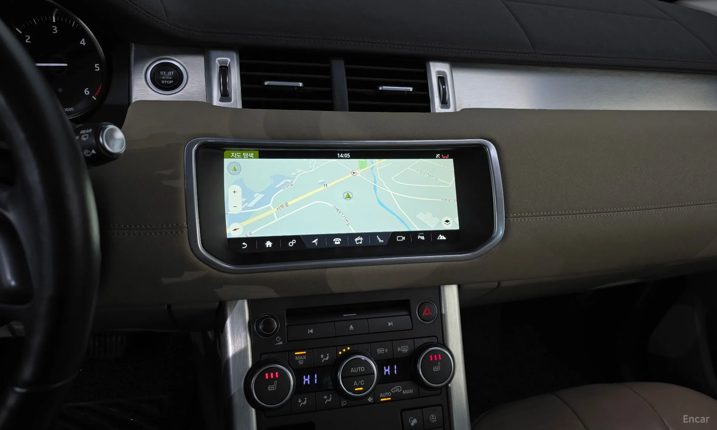 Land Rover Range Rover Evoque превью 14