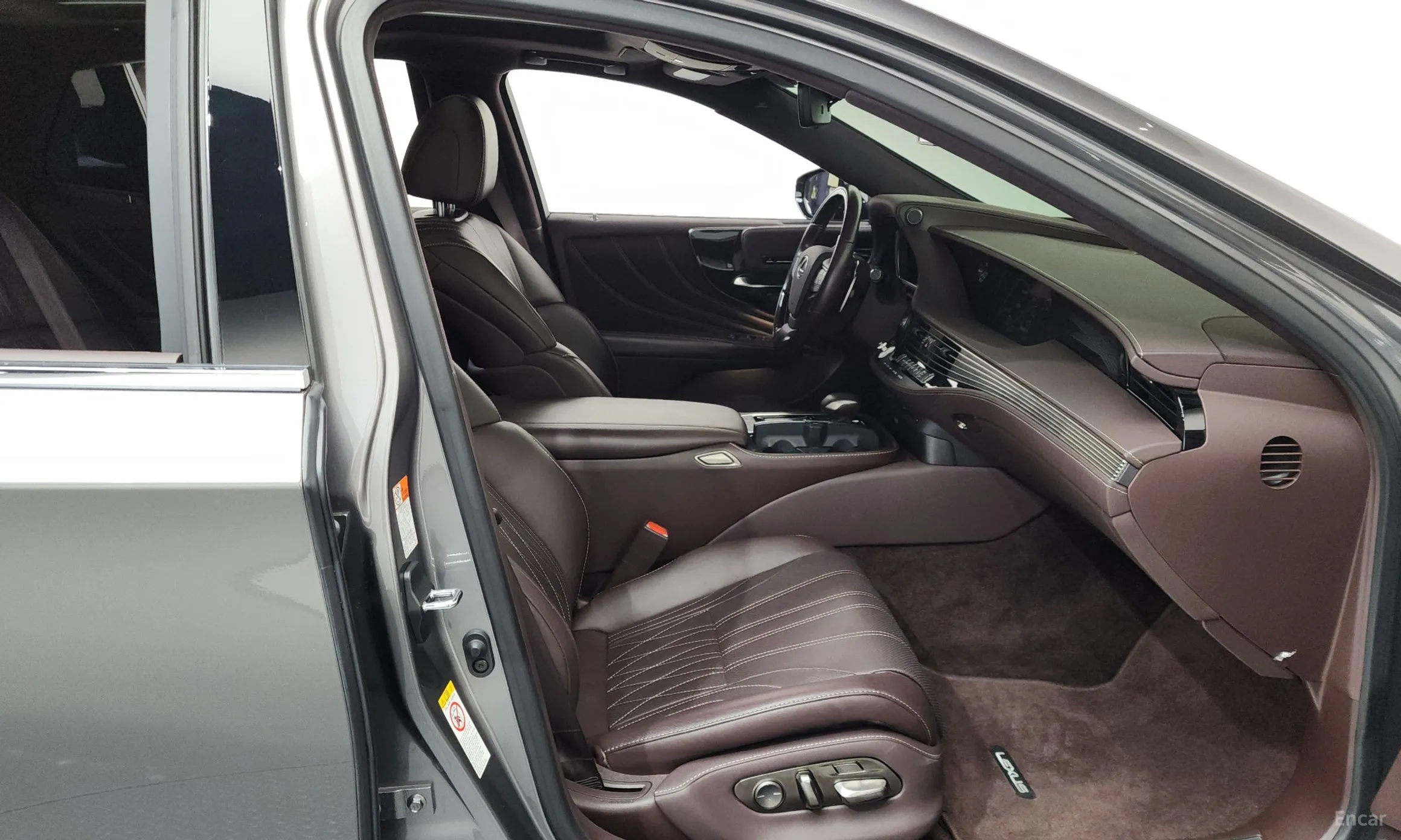 Lexus LS500 5th Generation превью 11