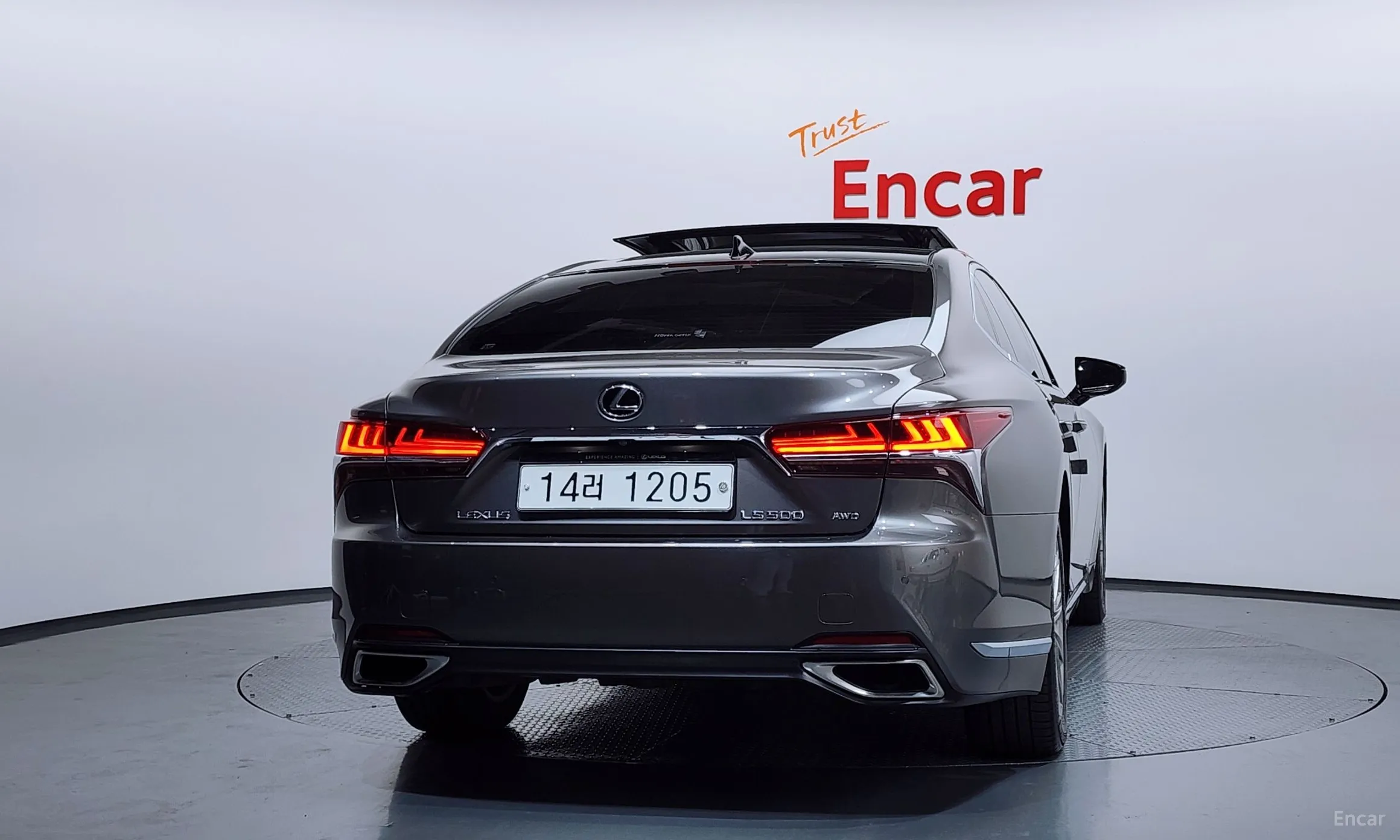 Lexus LS500 5th Generation превью 4