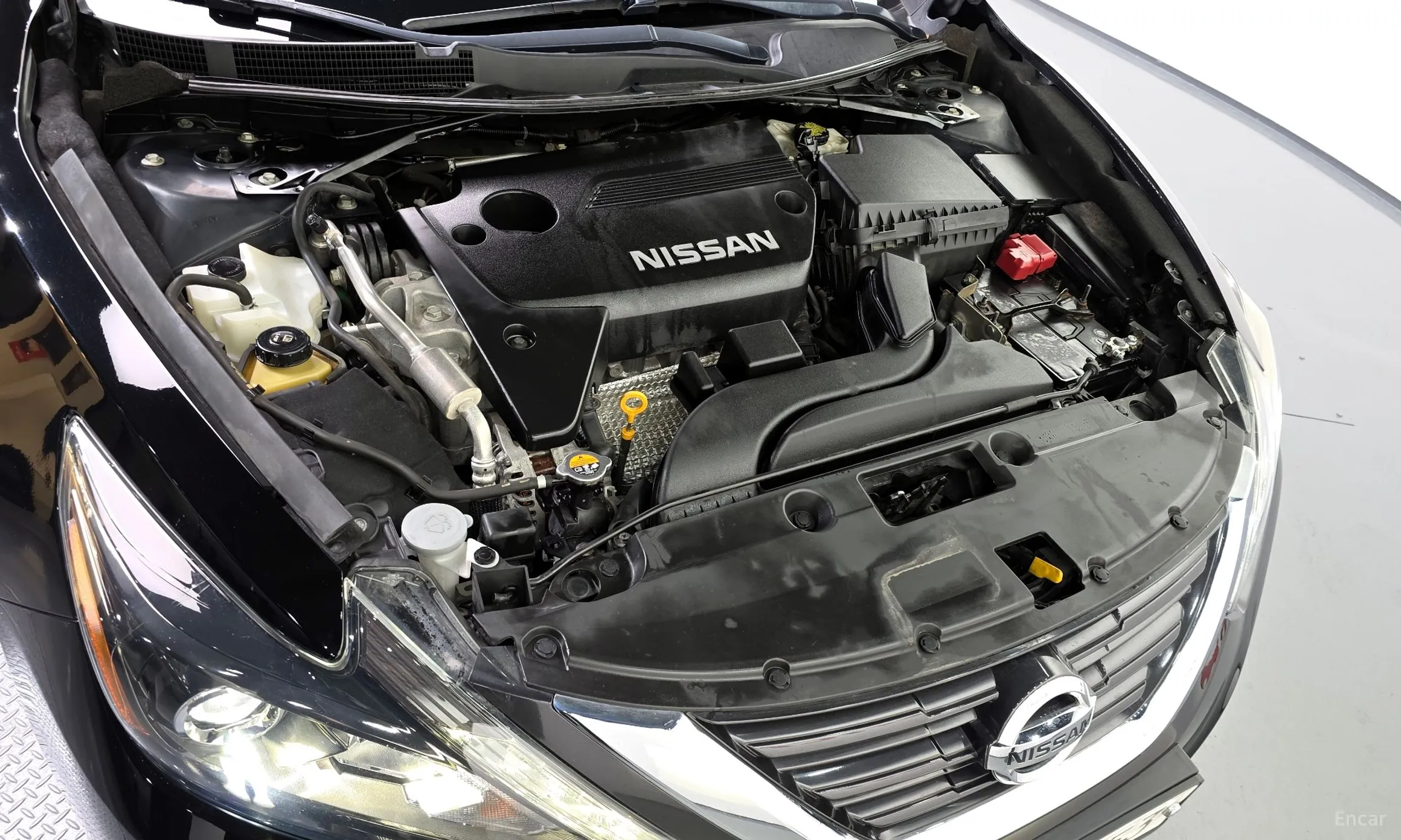 Nissan Altima превью 6