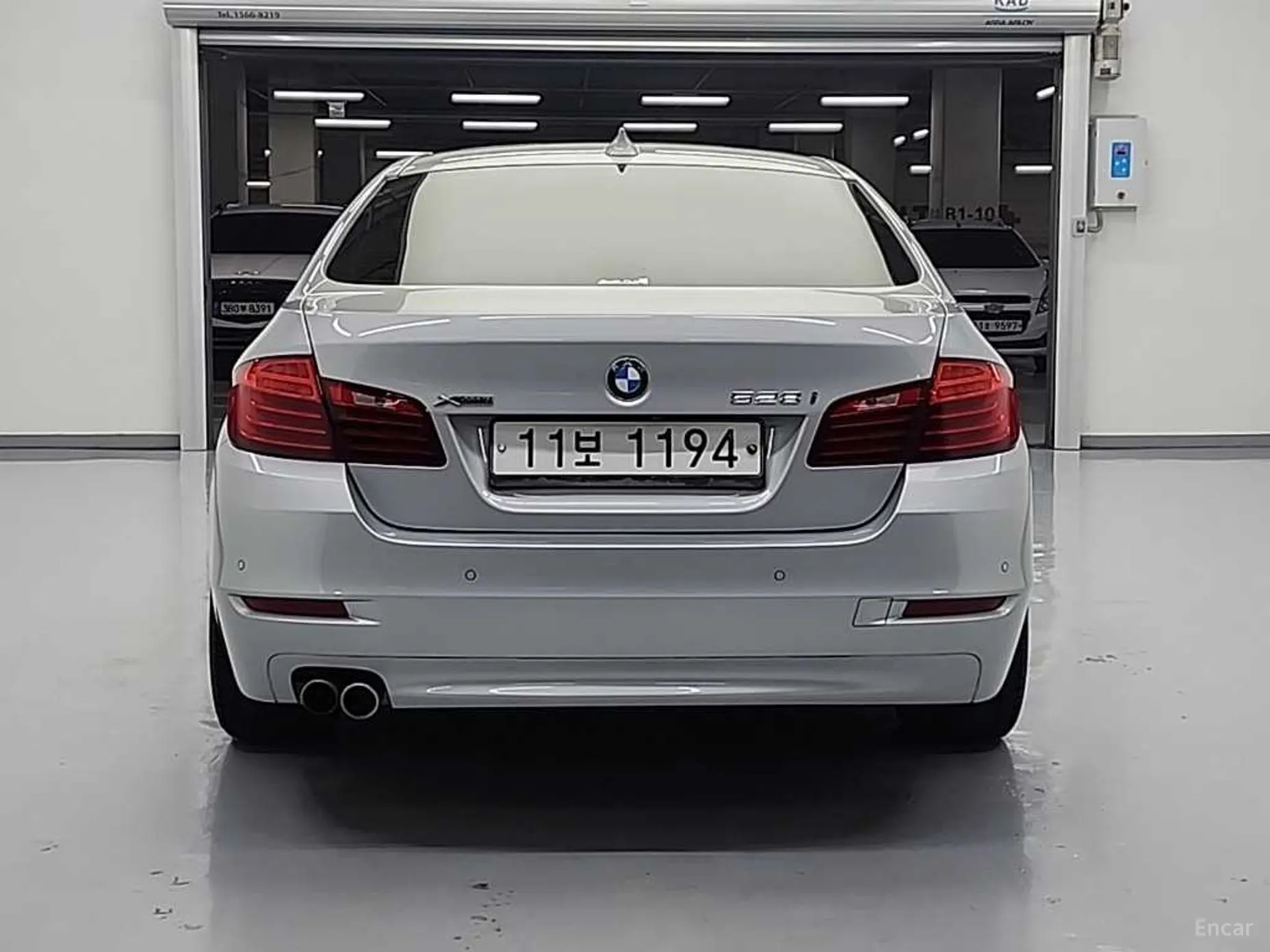 BMW 5 Series (F10) превью 3