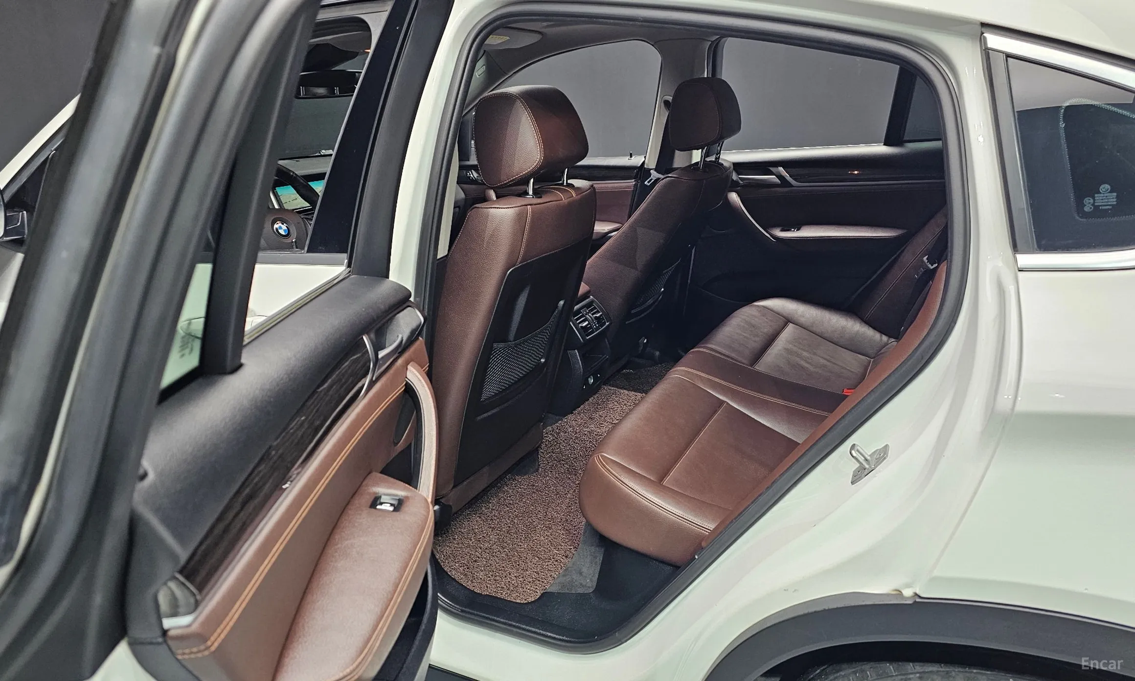 BMW X4 (F26) превью 12