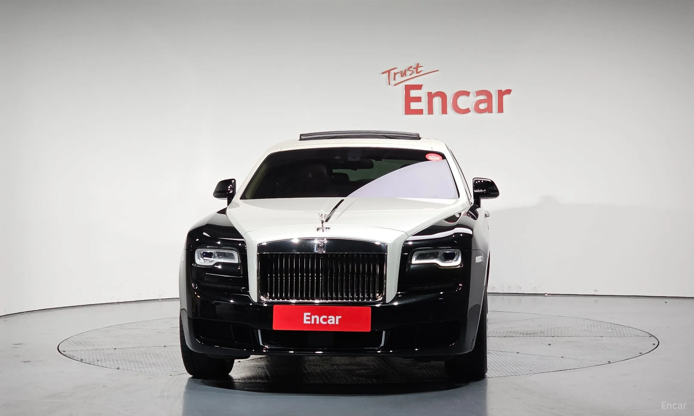 Rolls-Royce Ghost превью 3