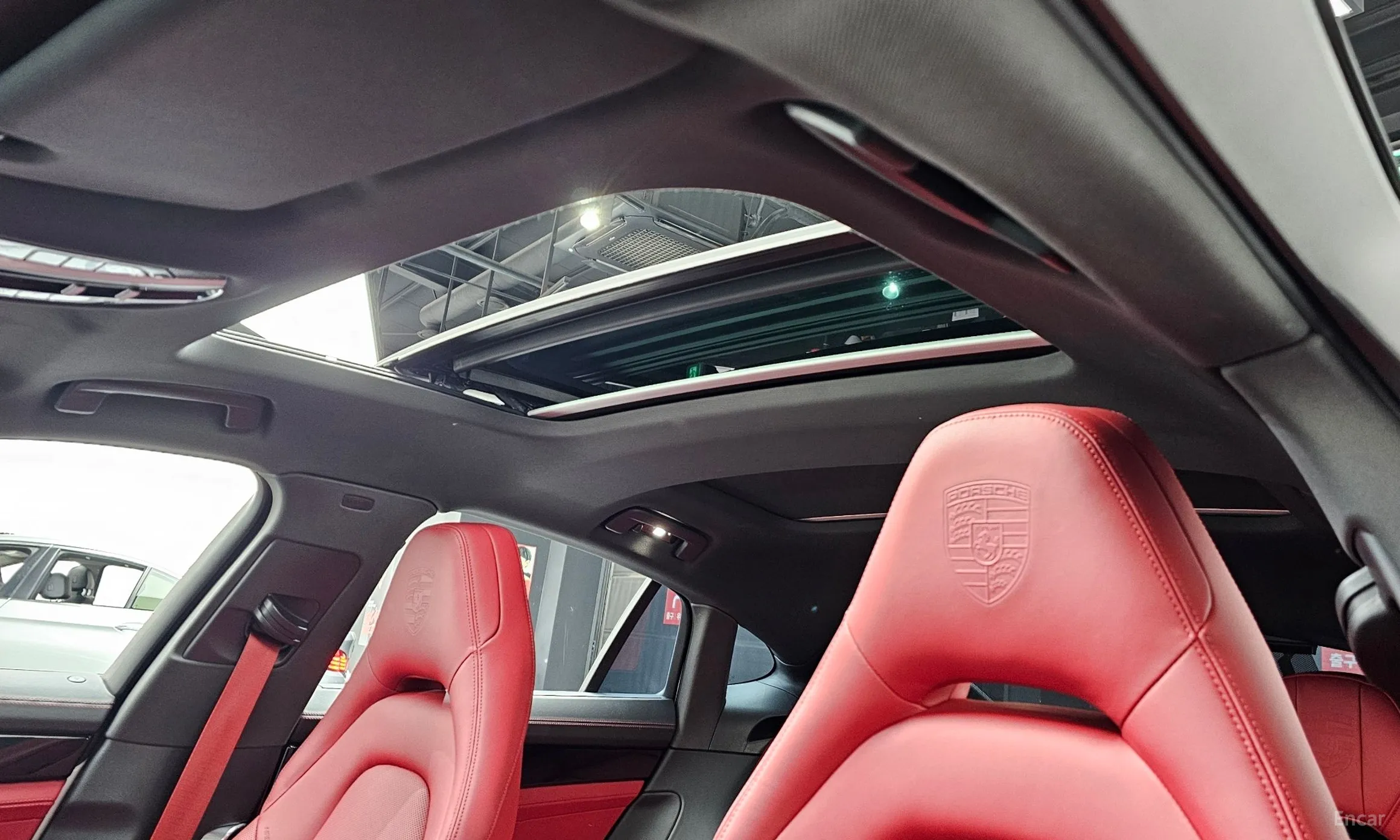 Porsche Panamera (971) превью 19