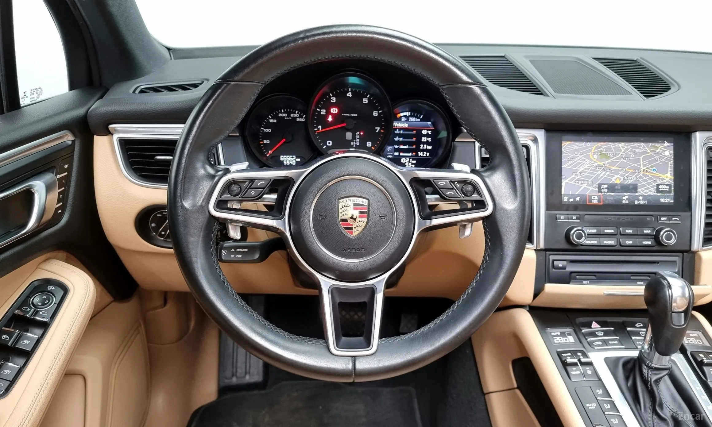 Porsche Macan превью 13