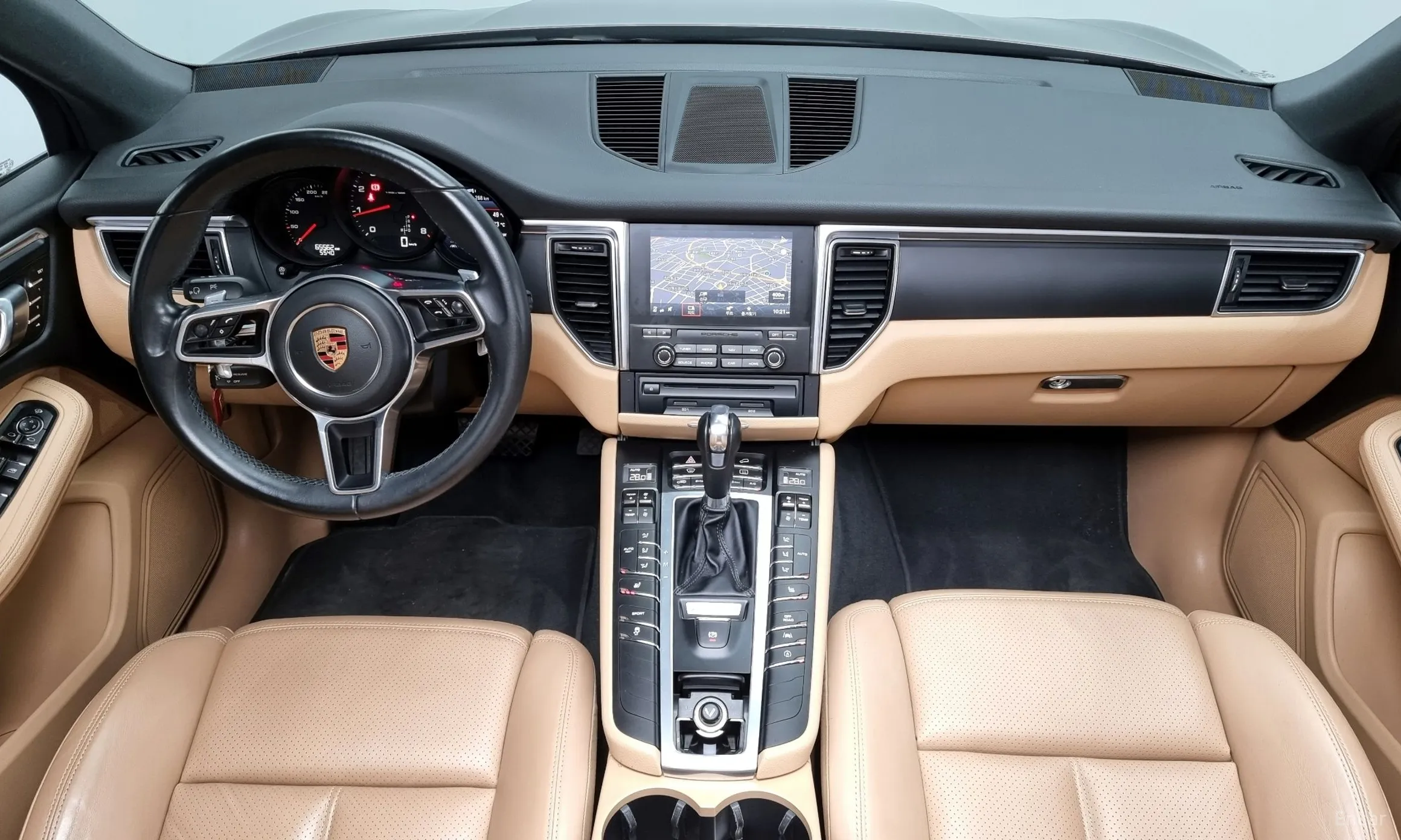 Porsche Macan превью 7