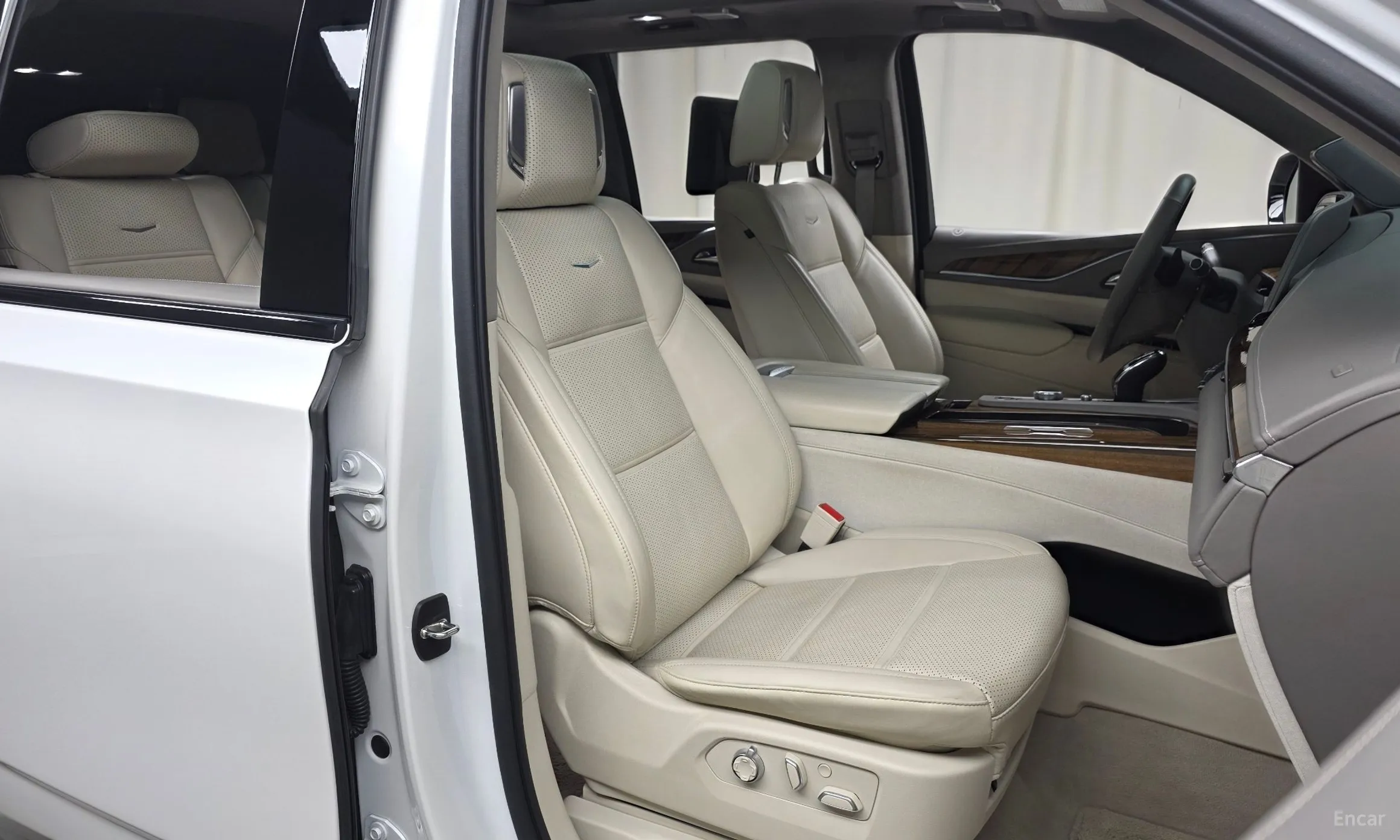 Cadillac Escalade 5th Generation превью 10