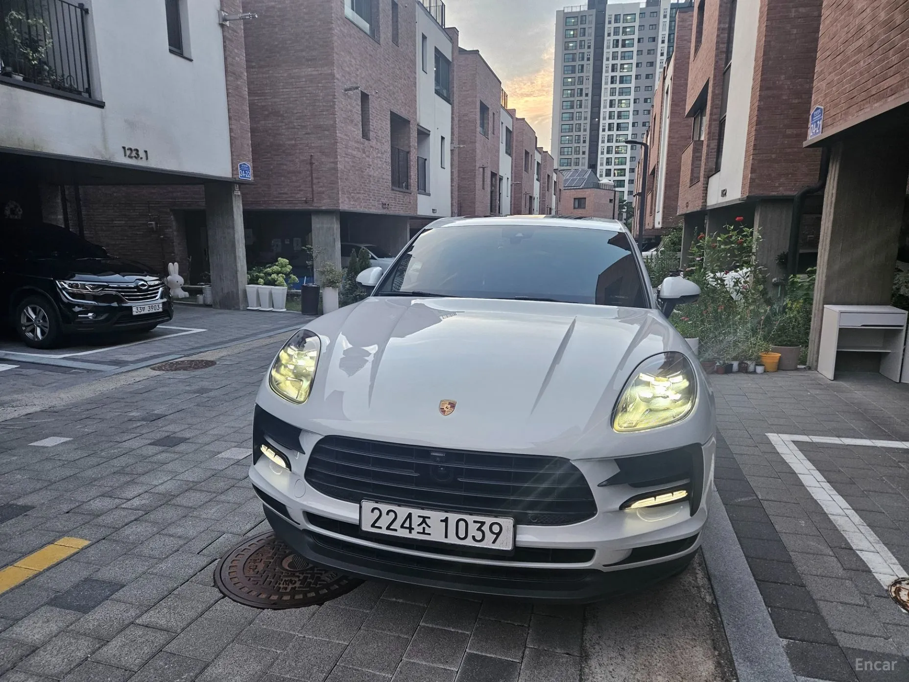 Porsche Macan превью 16