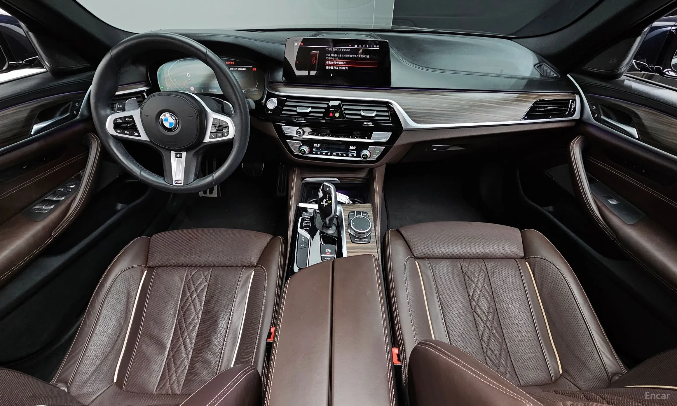 BMW 5 Series (G30) превью 7