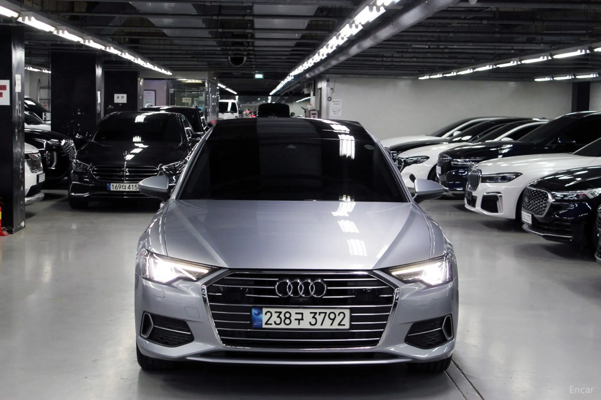 Audi A6 (C8) превью 2