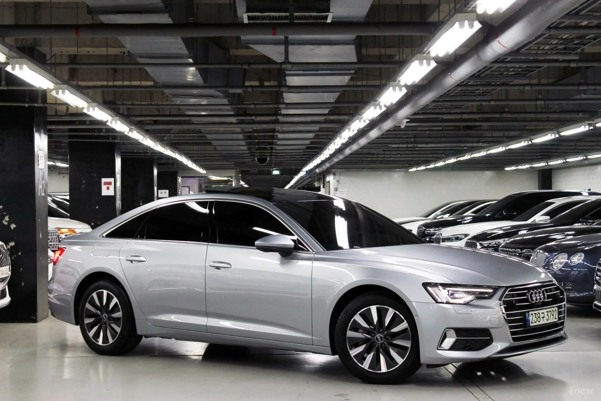 Audi A6 (C8) превью 17