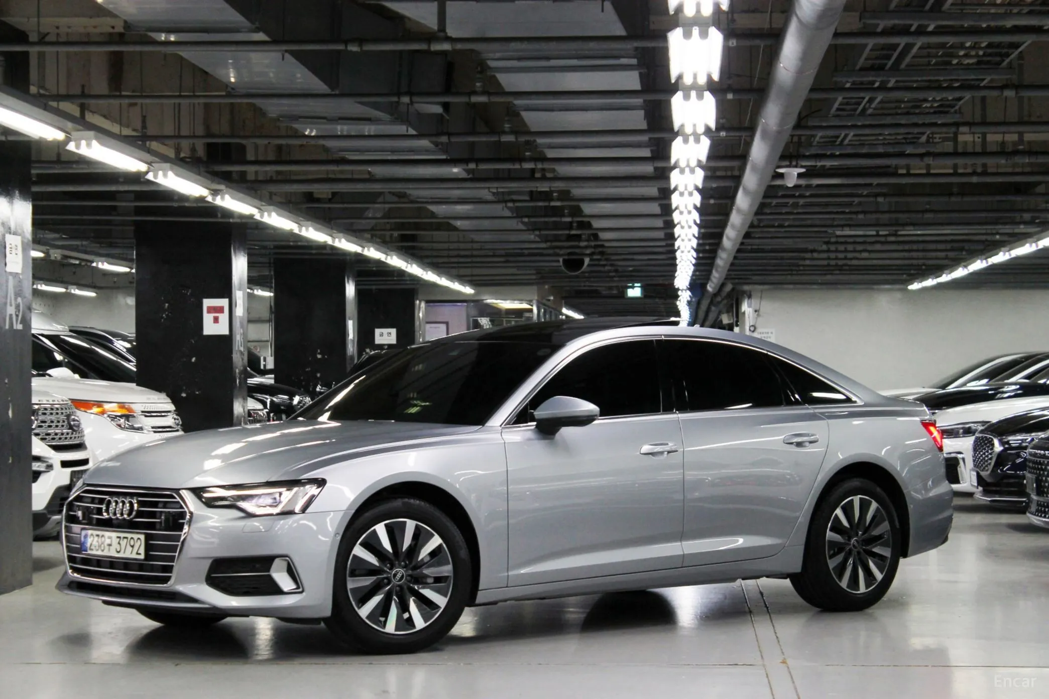 Audi A6 (C8) превью 3