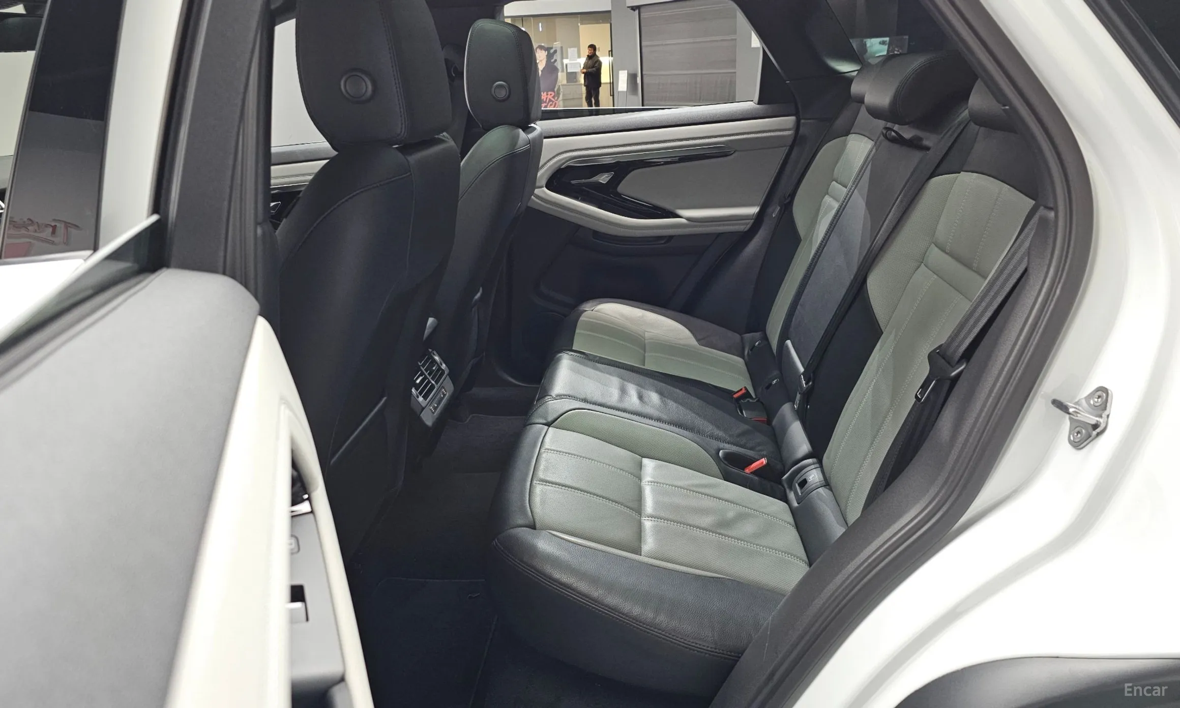 Land Rover Range Rover Evoque 2nd Generation превью 12