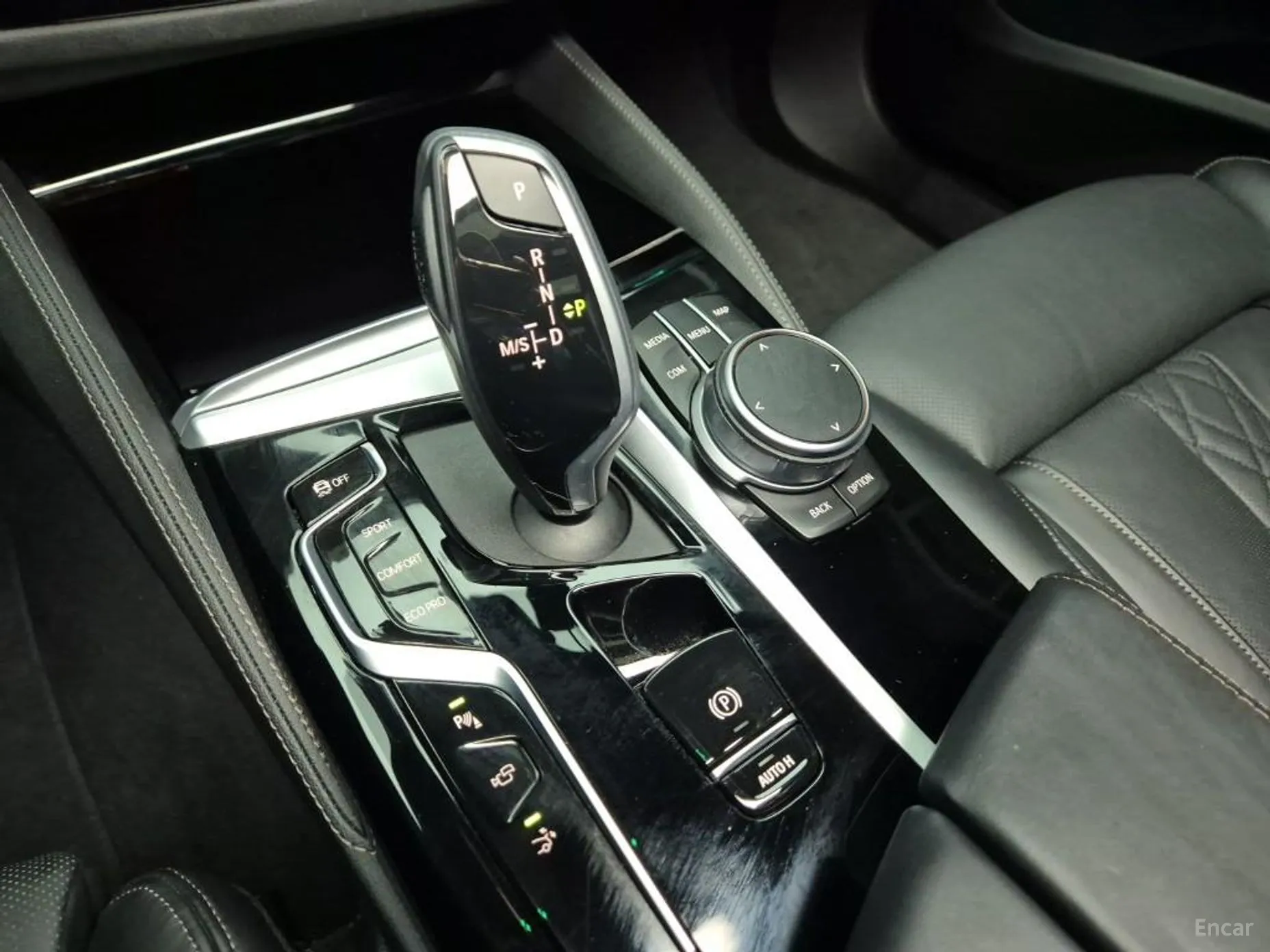 BMW 6-Series GT (G32) превью 9