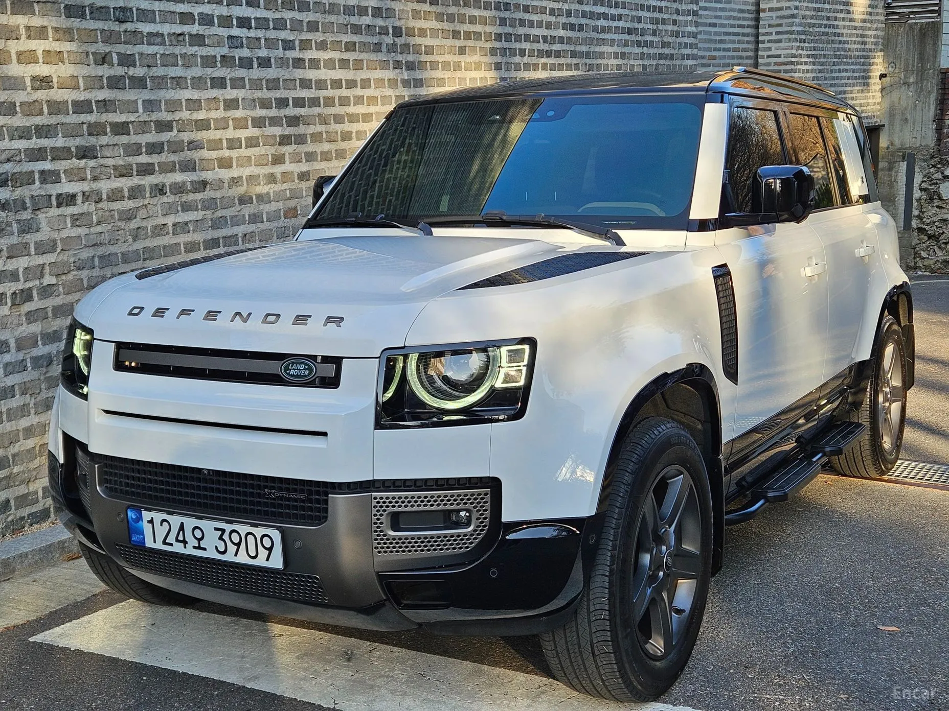 Land Rover Defender (L663)