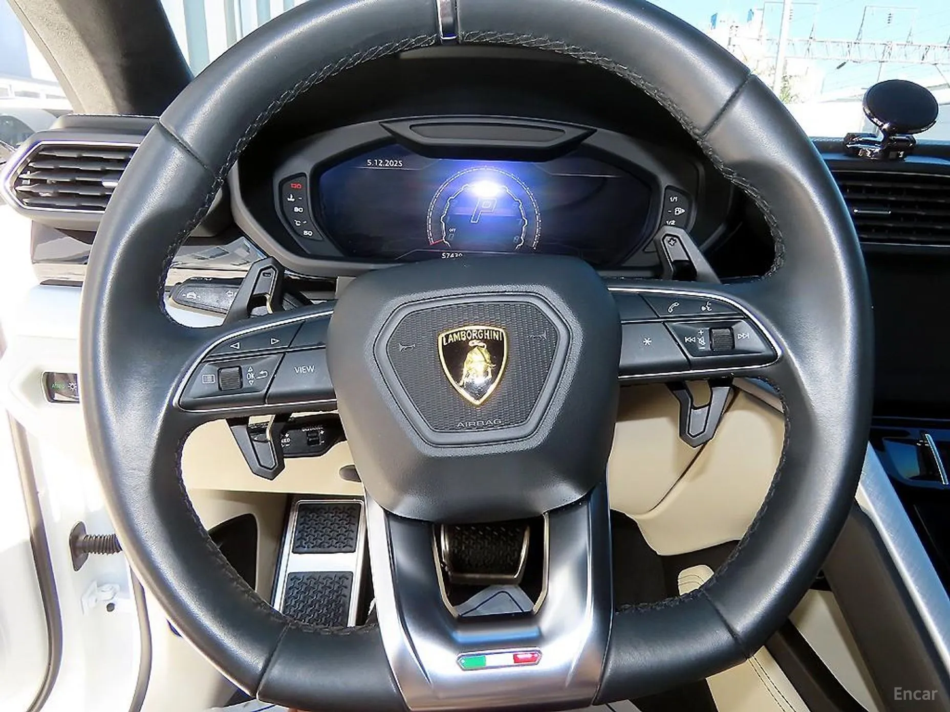 Lamborghini Urus превью 8