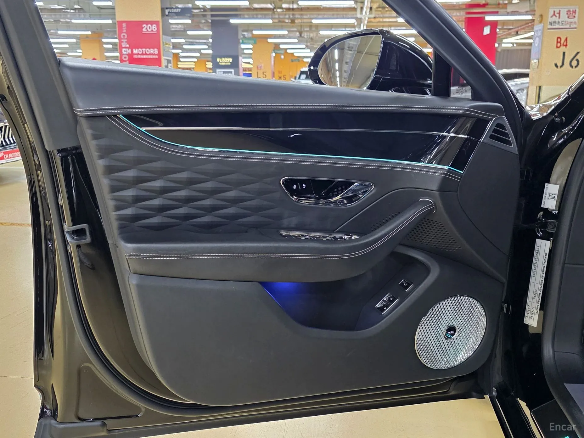 Bentley Flying Spur 3rd Generation превью 6