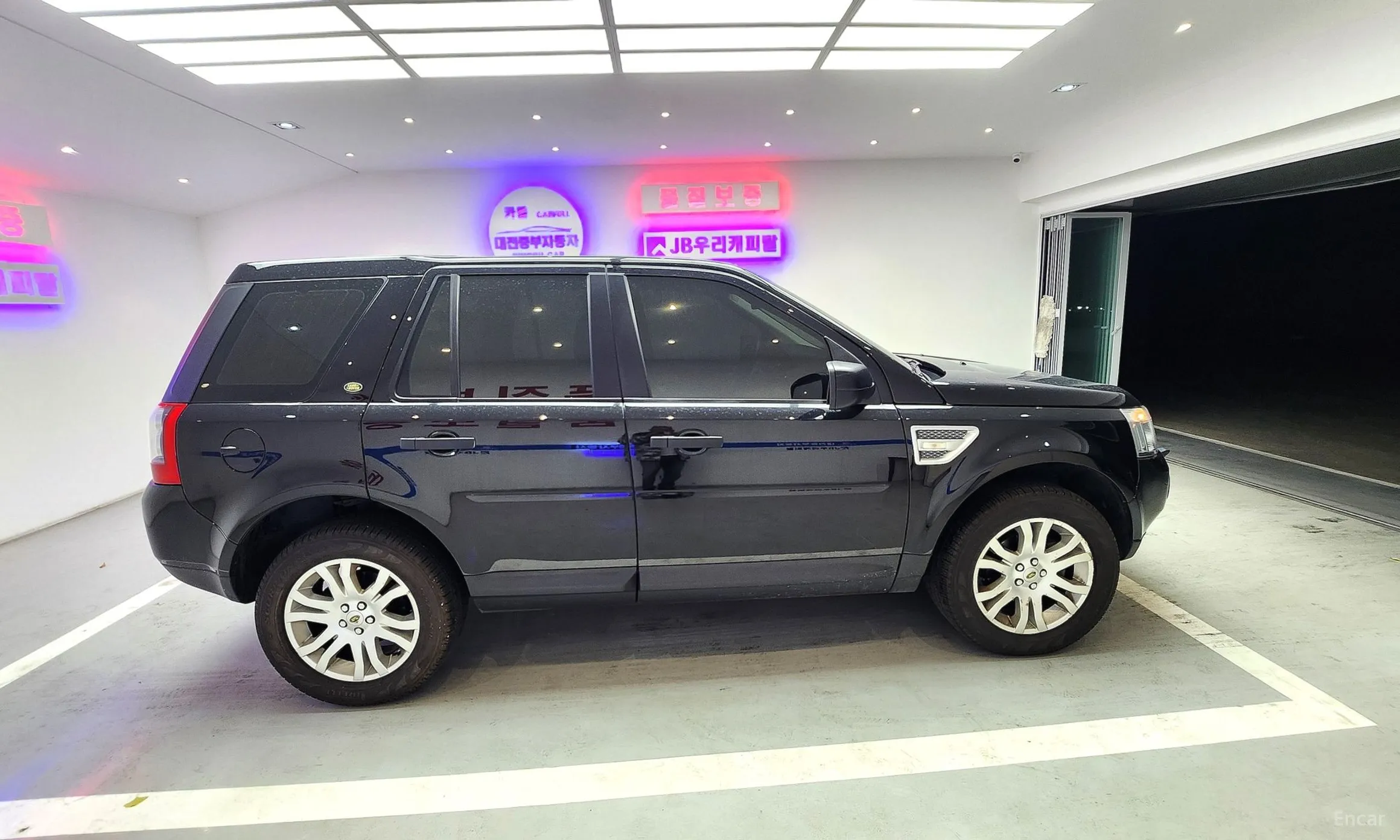 Land Rover Freelander 2 превью 7