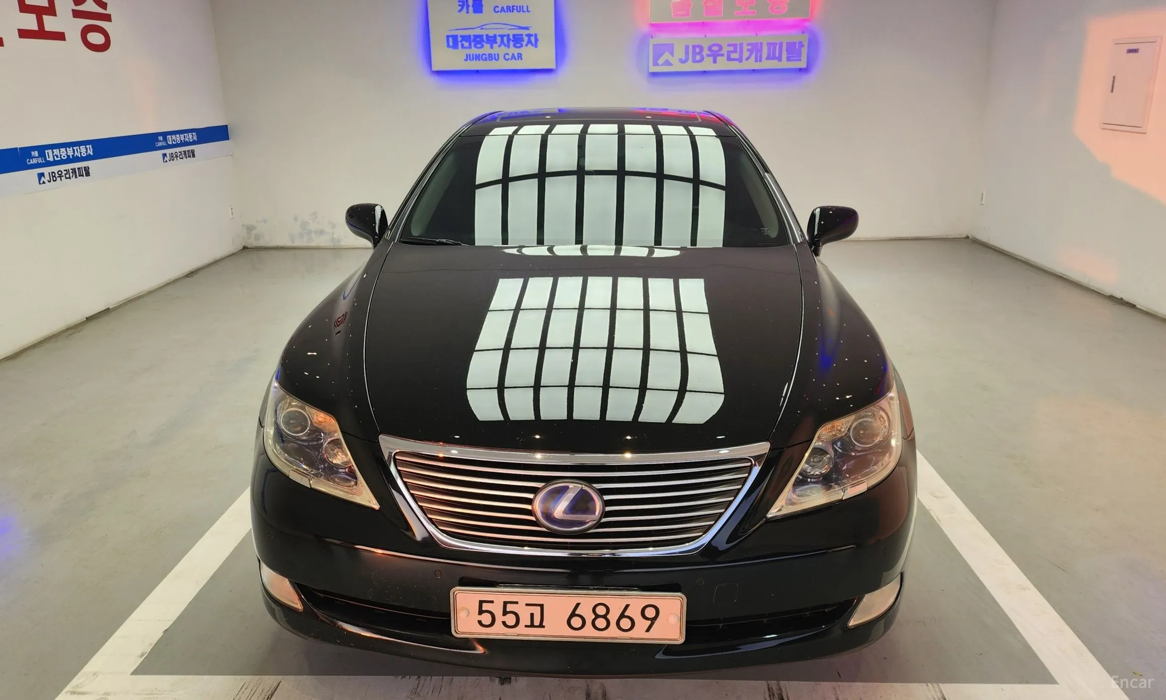 Lexus LS600hL превью 9